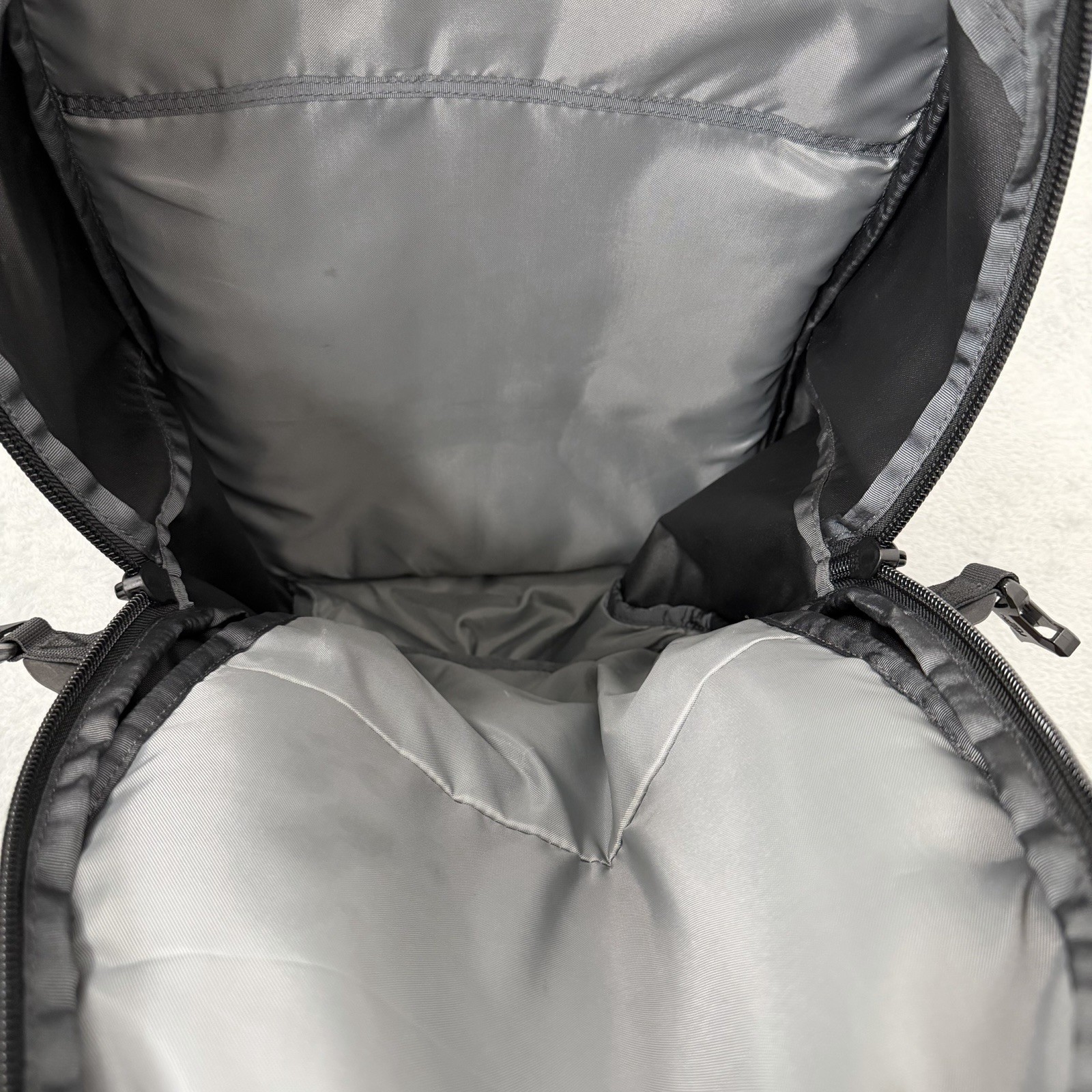 The North Face Surge FlexVent Backpack Gray 31L Laptop Travel School Daypack