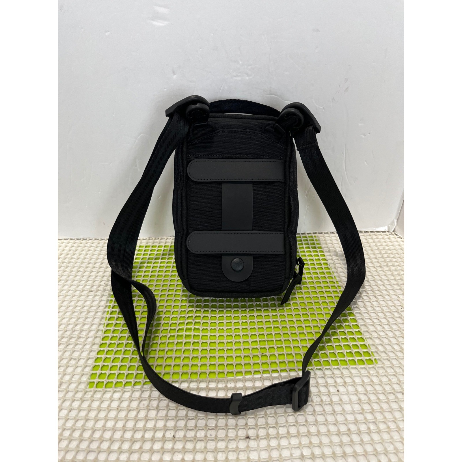 Alpaka Modular Phone Sling BLK Cross-body Bag Technical Travel Pouch NEW W/O TAG