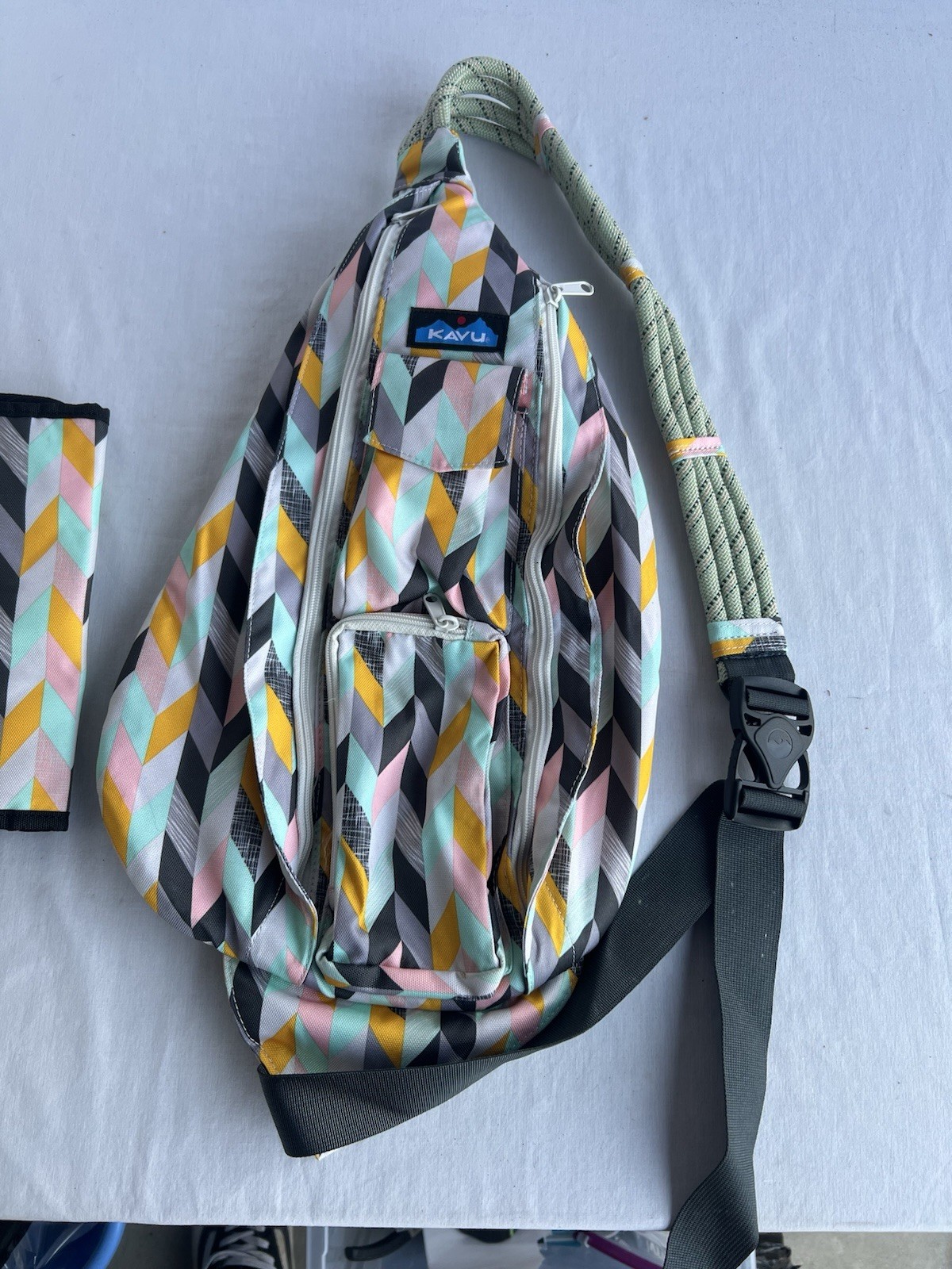 Kavu Rope Sling Back Pack W Adjustable Rope Shoulder Strap & Pencil Pouch Bag