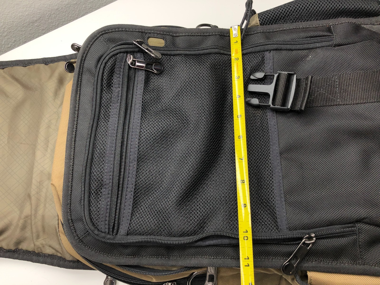 Targus Backpack Laptop Case Adjustable Straps Compartments Zip