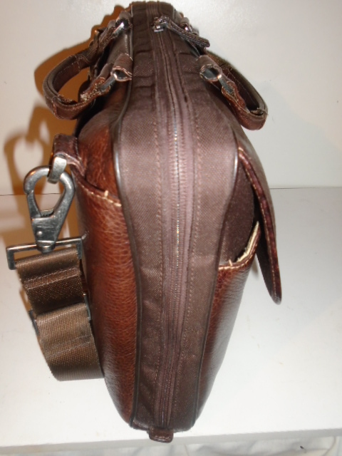 BOCONI TAYLOR TUMBLED X-BODY MESSENGER ALLEATHER LAPTOP SATCHEL $388 RETL.