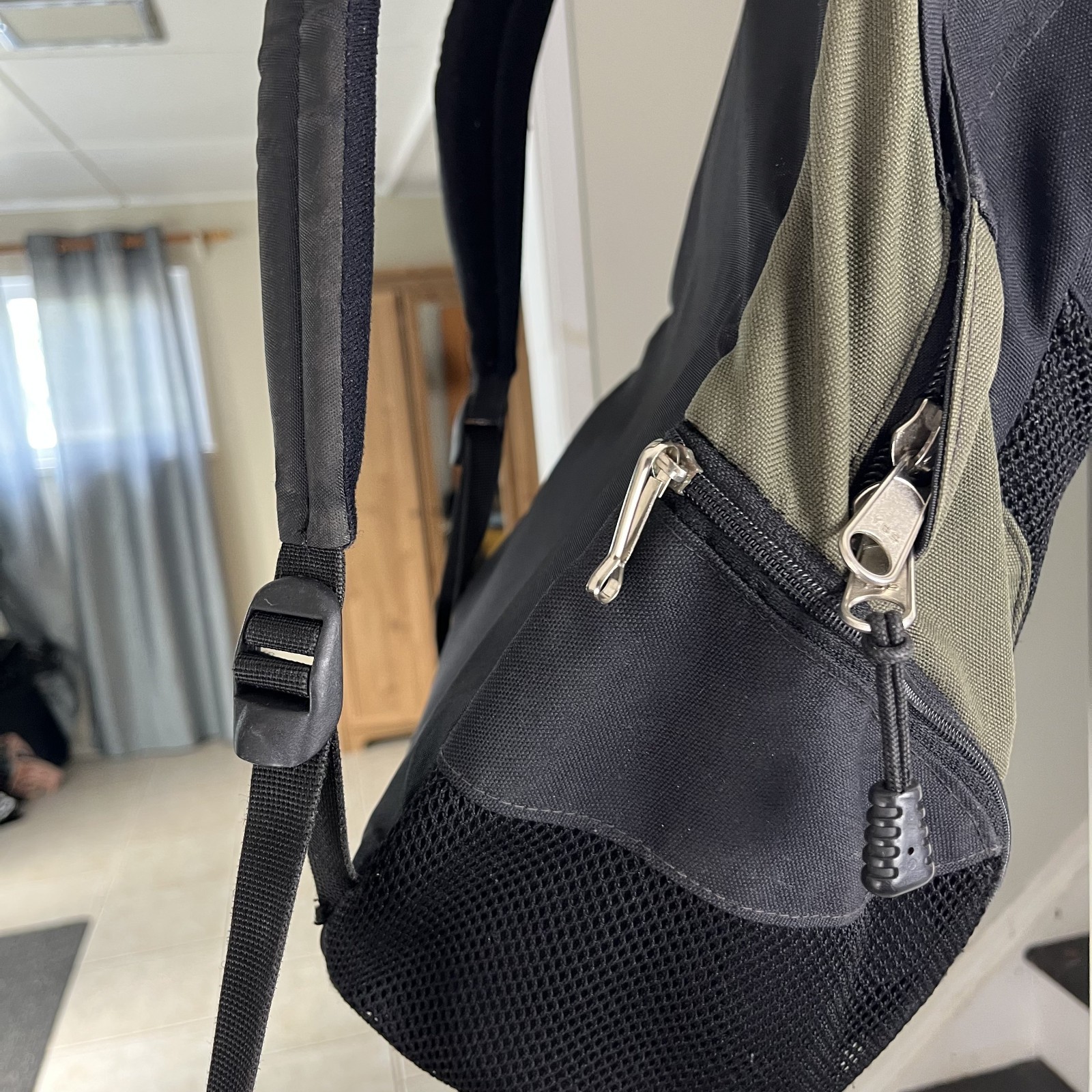 Vintage 90s Y2K Oakley Backpack Early Model Olive Green Black Software Cyber