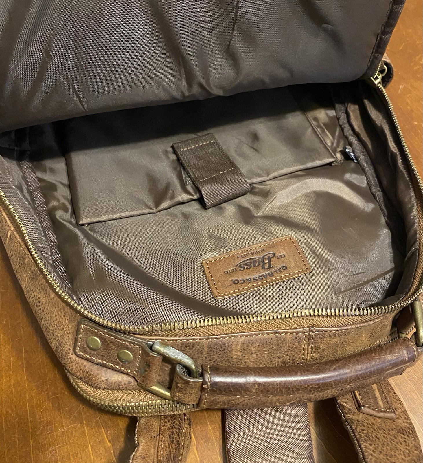 G.H. Bass & Co Brown Leather Backpack Laptop Rucksack – Hiking Outdoors