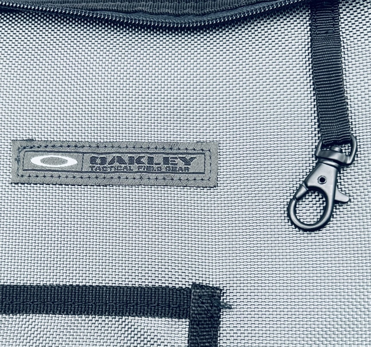 Oakley Tactical Field Gear Vertical Messenger Laptop Bag Y2K Techwear Vintage