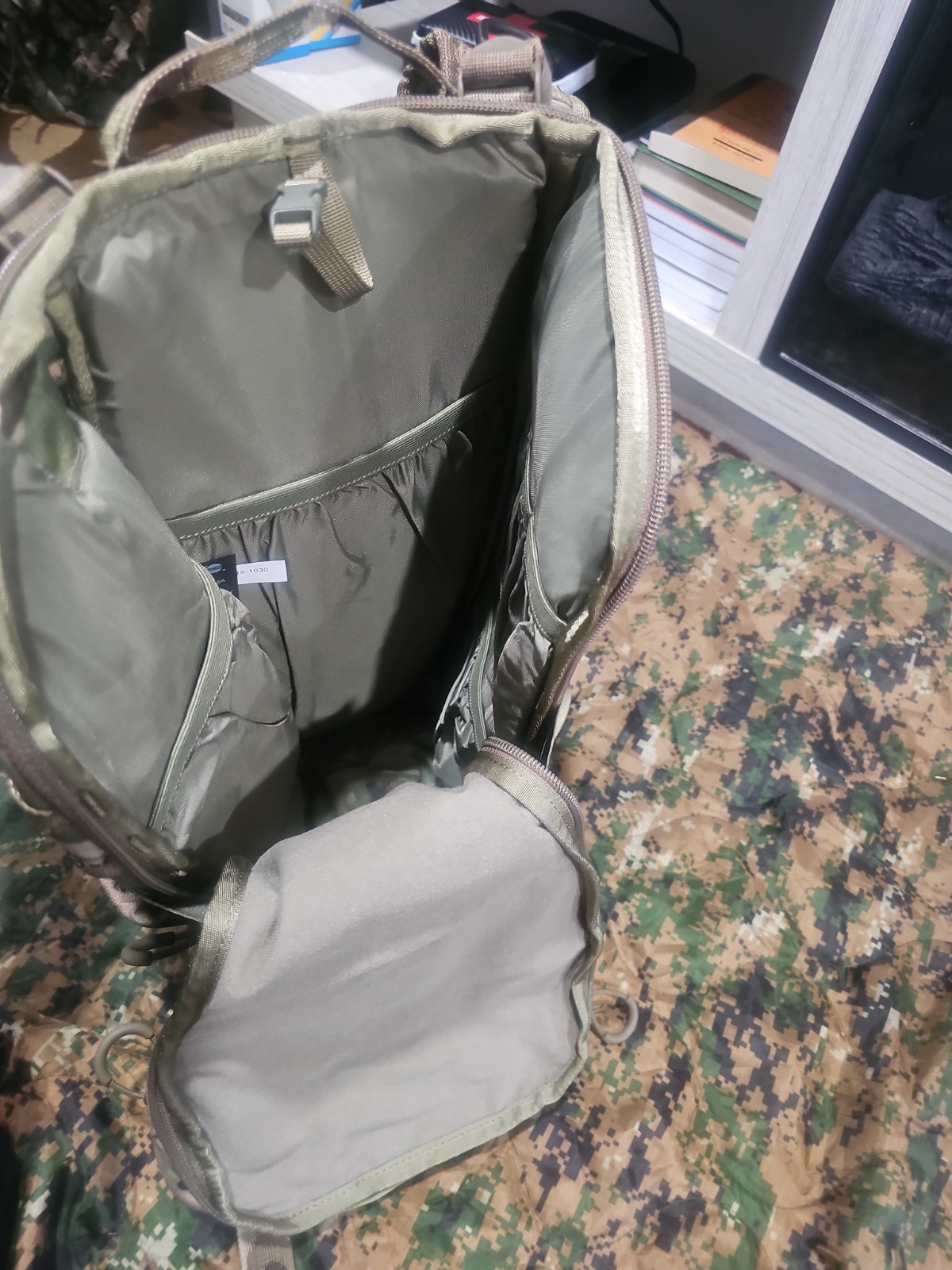 Eberlestock Bandit Pack – Rugged EDC Backpack -Multi Cam