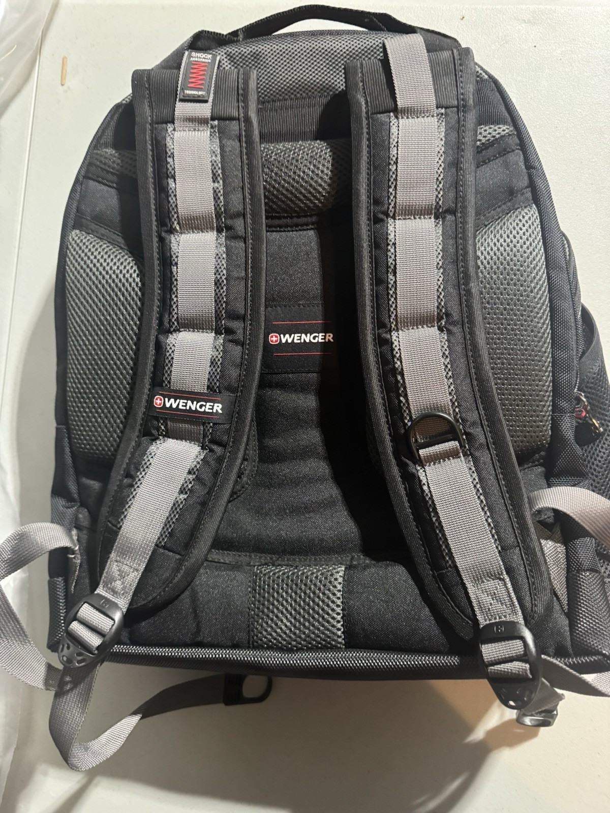 Wenger Backpack Black/Gray/Red Zip Closure Padded Adjustable Straps Pockets