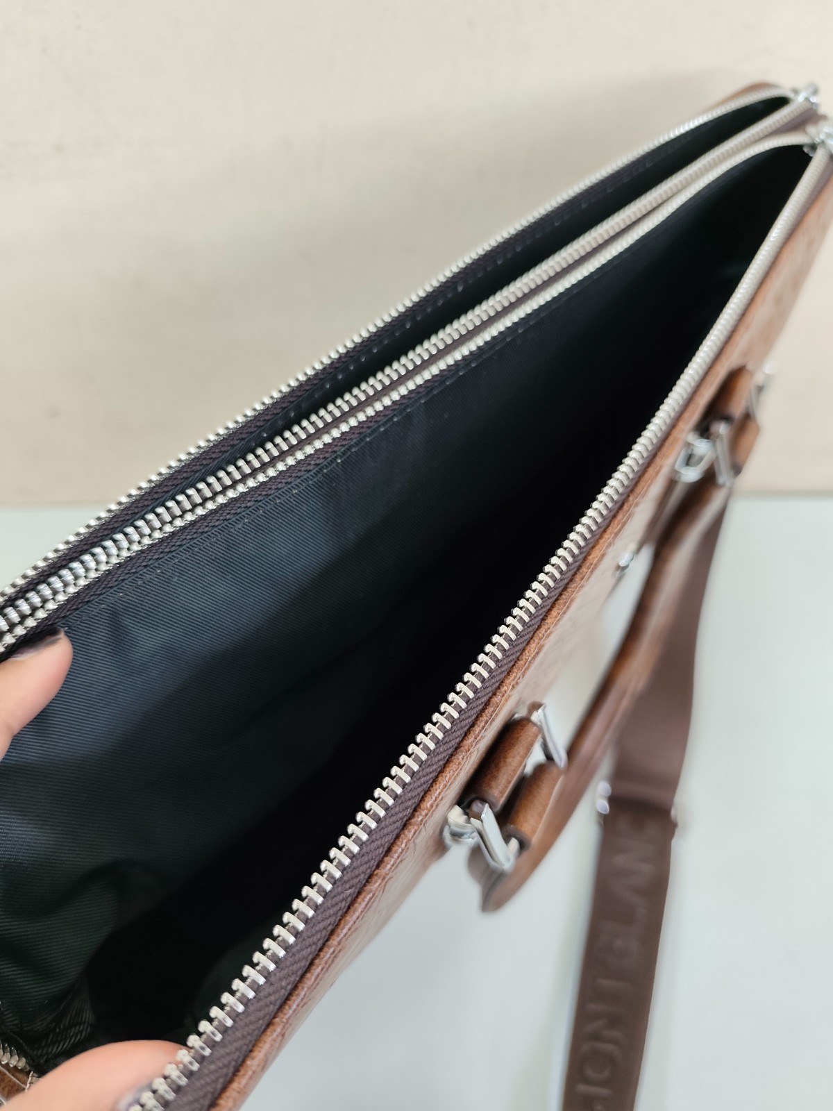 Montblanc Brown Color Leather Briefcase Laptop Bag| Adjustable Strap&Lightweight