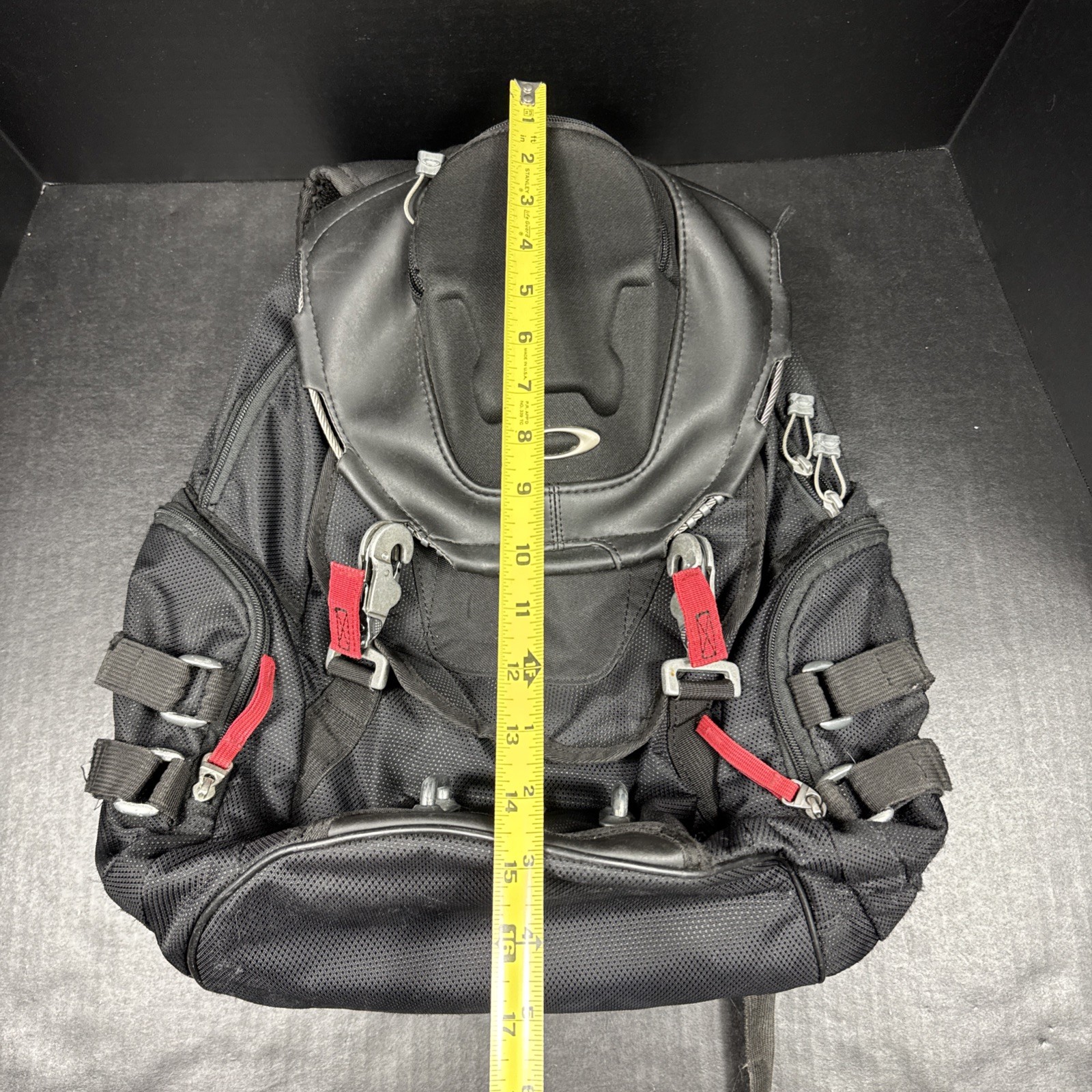 Oakley Kitchen Sink Tactical Field Gear Backpack Stealth Black Daypack, Used!