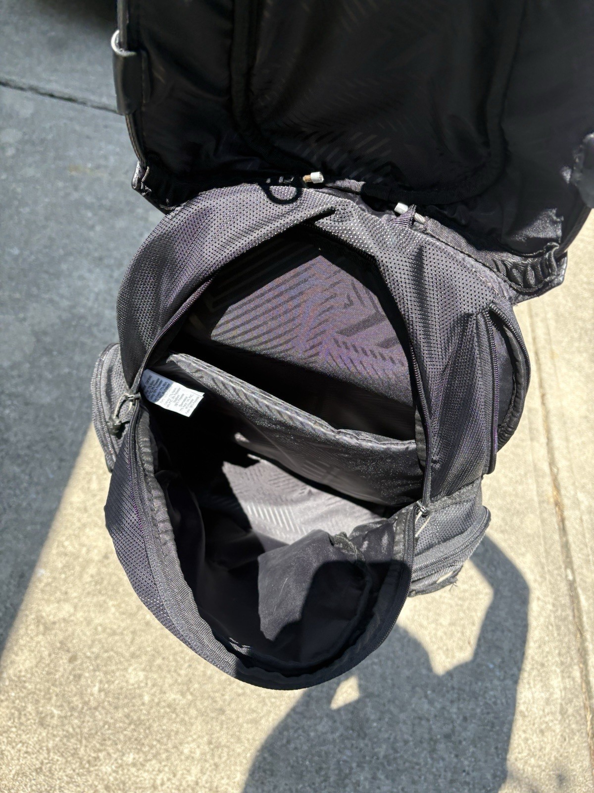 OAKLEY BATHROOM SINK BACKPACK Navy Blue Trail Hiking Bag Excellent Condition!