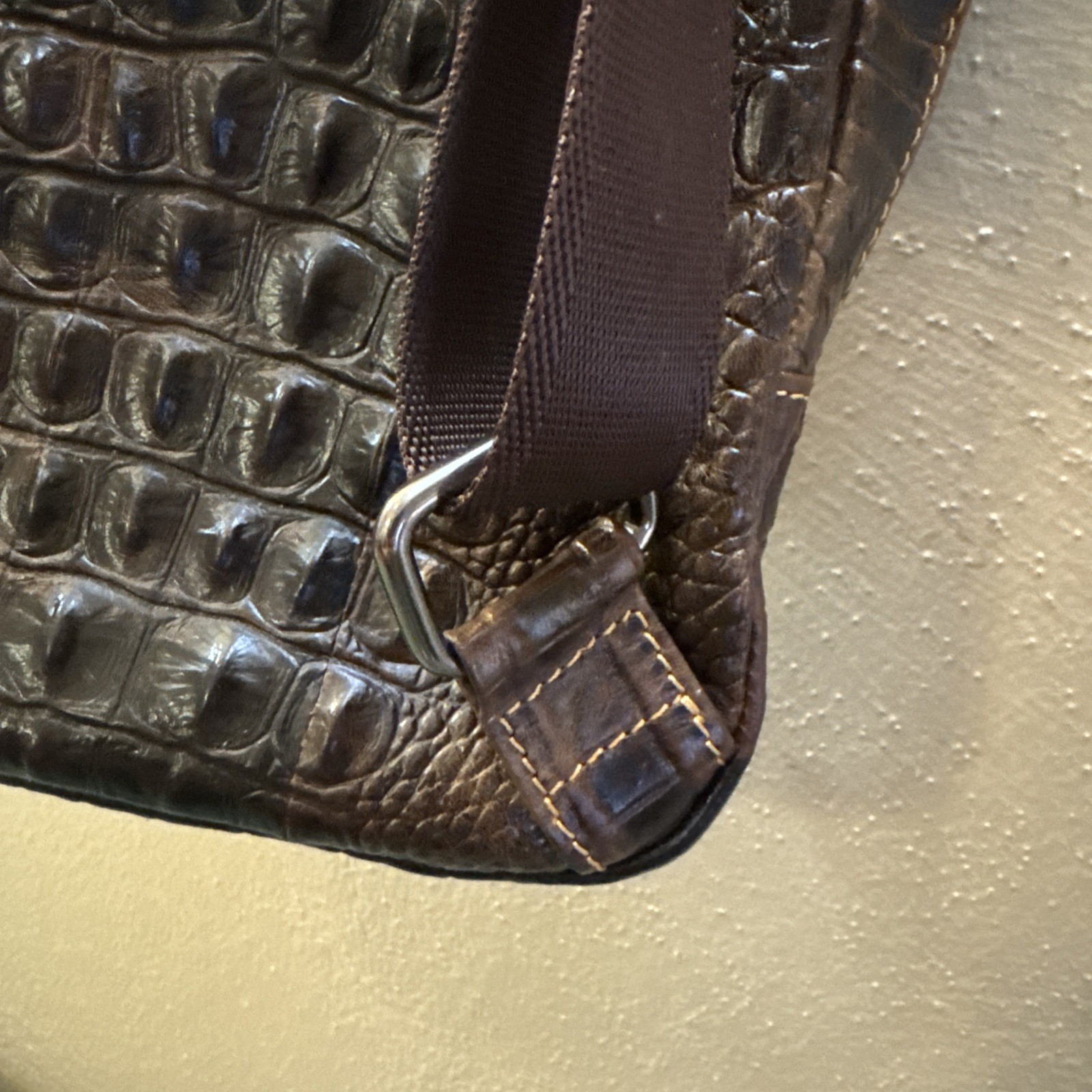 Sling Backpack Luxury Leather Crocodile Crossbody Chest Bag Sport Daypack