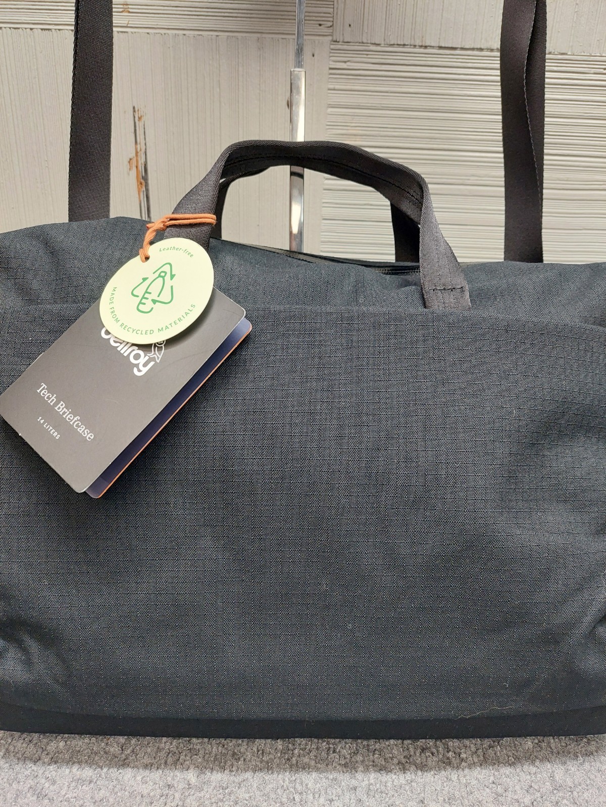 Bellroy Men Laptop Bag Black Reactangular Medium Shoulder Strap Pockets Casual