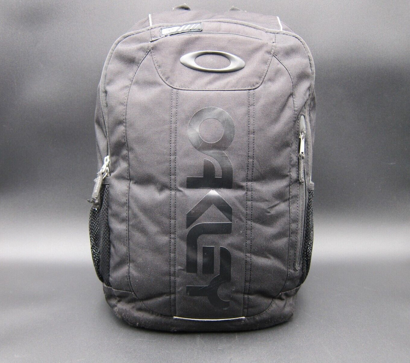 Oakley Enduro Backpack 2.0 20L Men’s Padded Laptop Bag Blackout