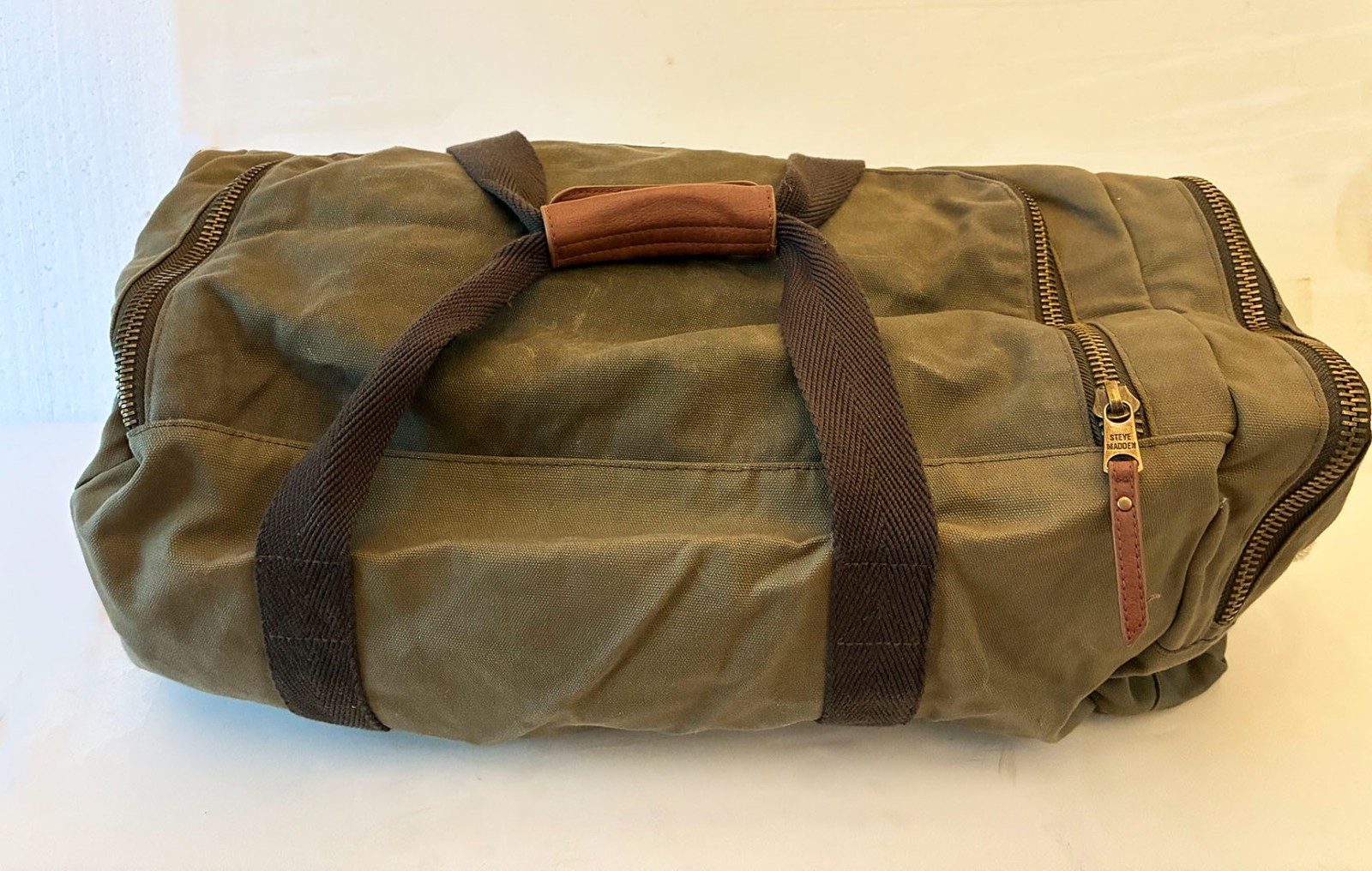 Steve Madden 20″ Duffle Bag Weekender Overnight Travel Gym Carry-on with Strap
