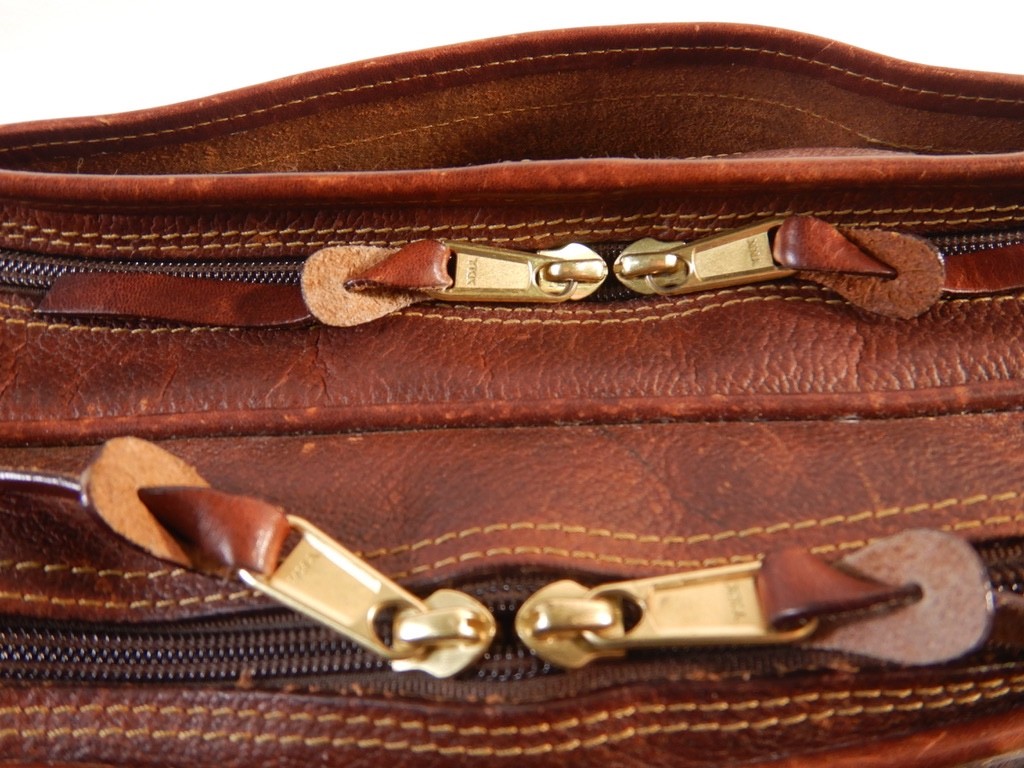 ORVIS Brown Leather Messenger Bag