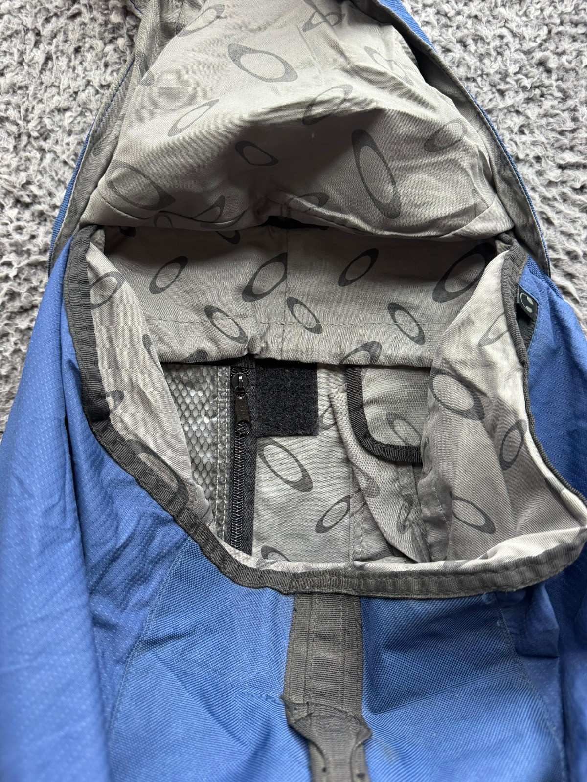Oakley Icon 2.0 Tactical Gorpcore Hiking Rucksack Backpack Navy Blue Unisex