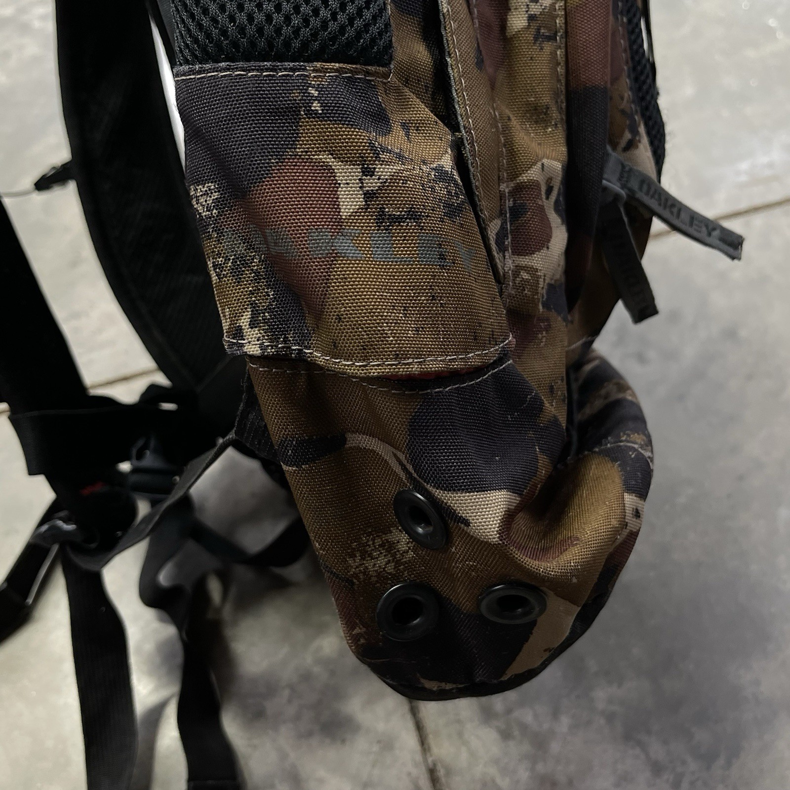 Vintage Oakley Camo Backpack Tactical Gear Software 2000s Rare Military