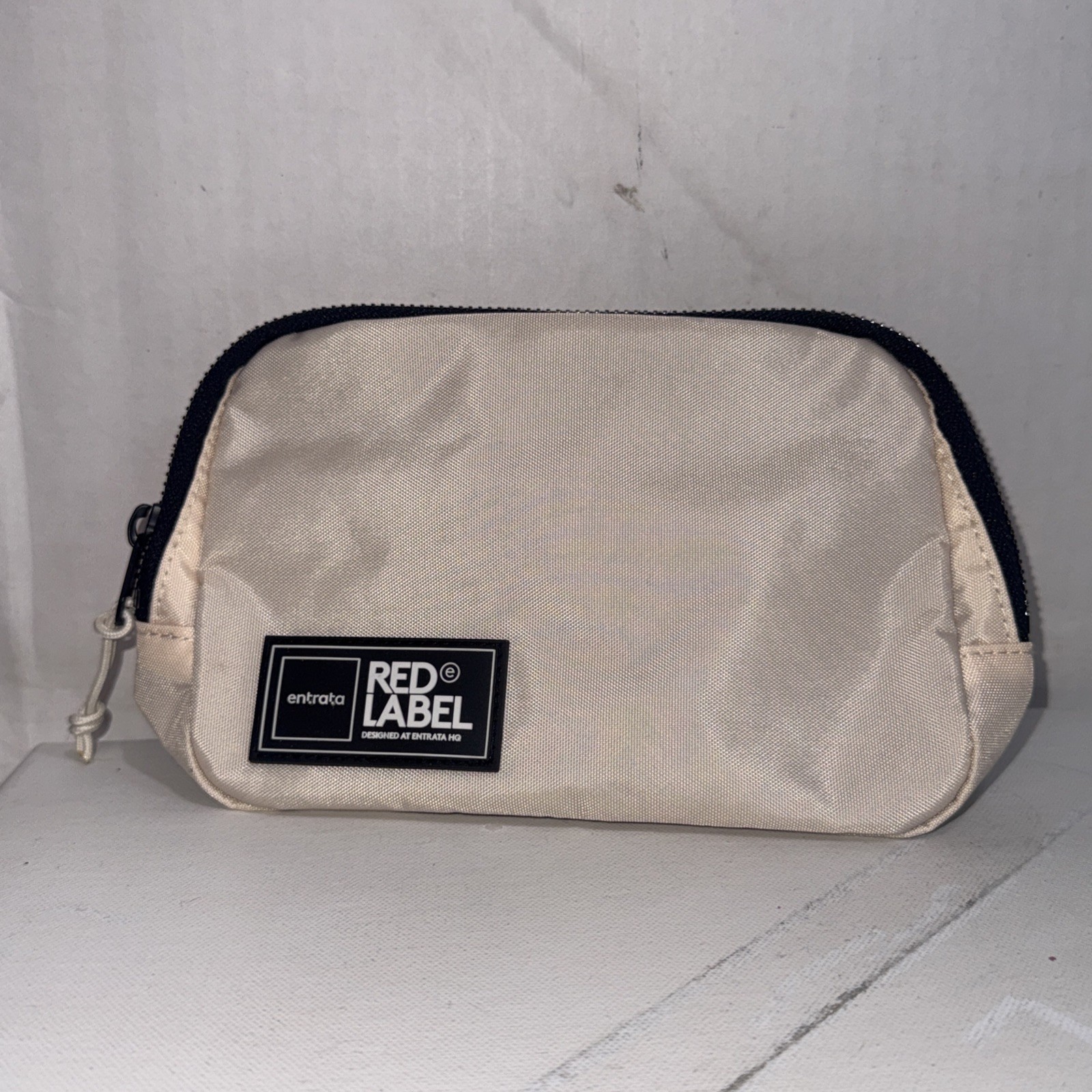 Red Label Entrata Beige Active Minimalist Athletic Gym Sling Waist Belt Bag