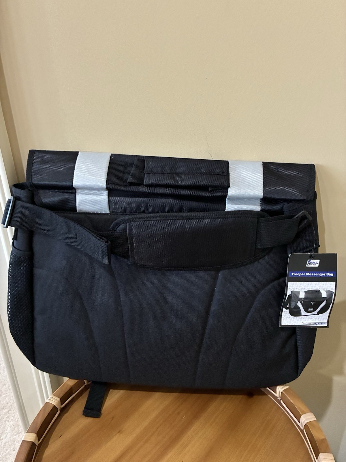 Tech Gear Trooper Messenger Bag BLACK GRAY NWT School/Work/College