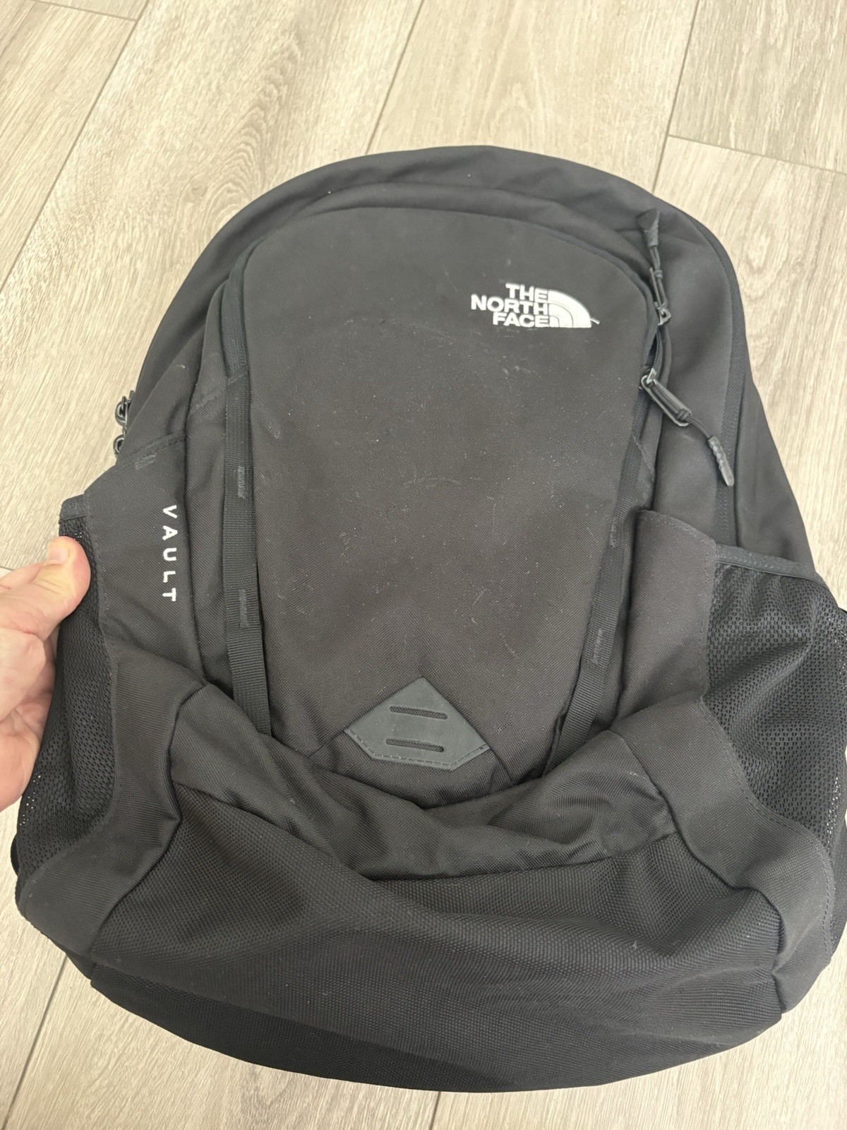 The North Face Vault Backpack Black FlexVent Laptop School Bag