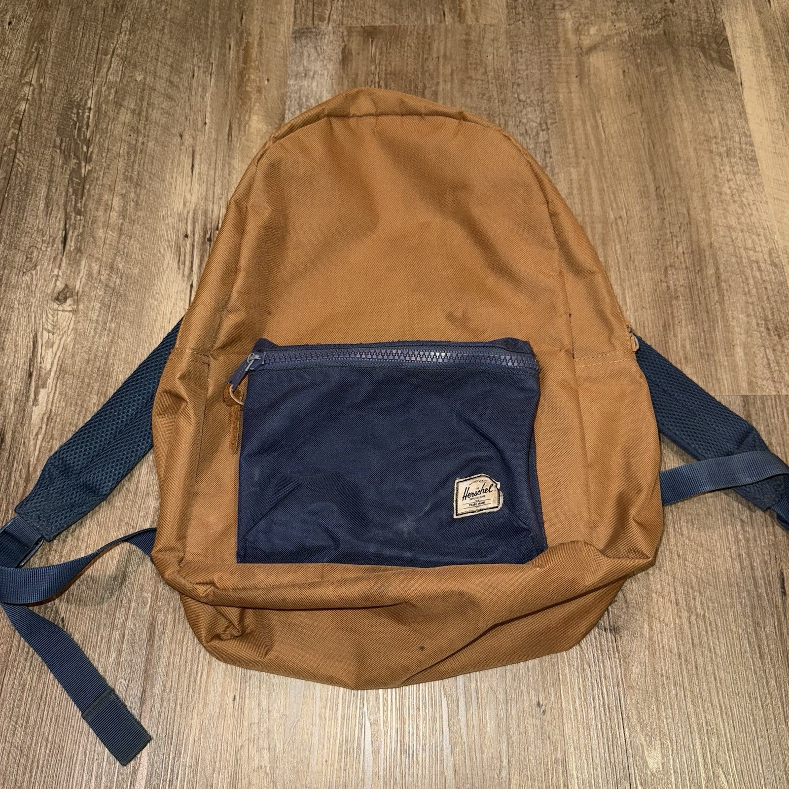 Herschel Light Brown Caramel Navy Blue Backpack Zipper