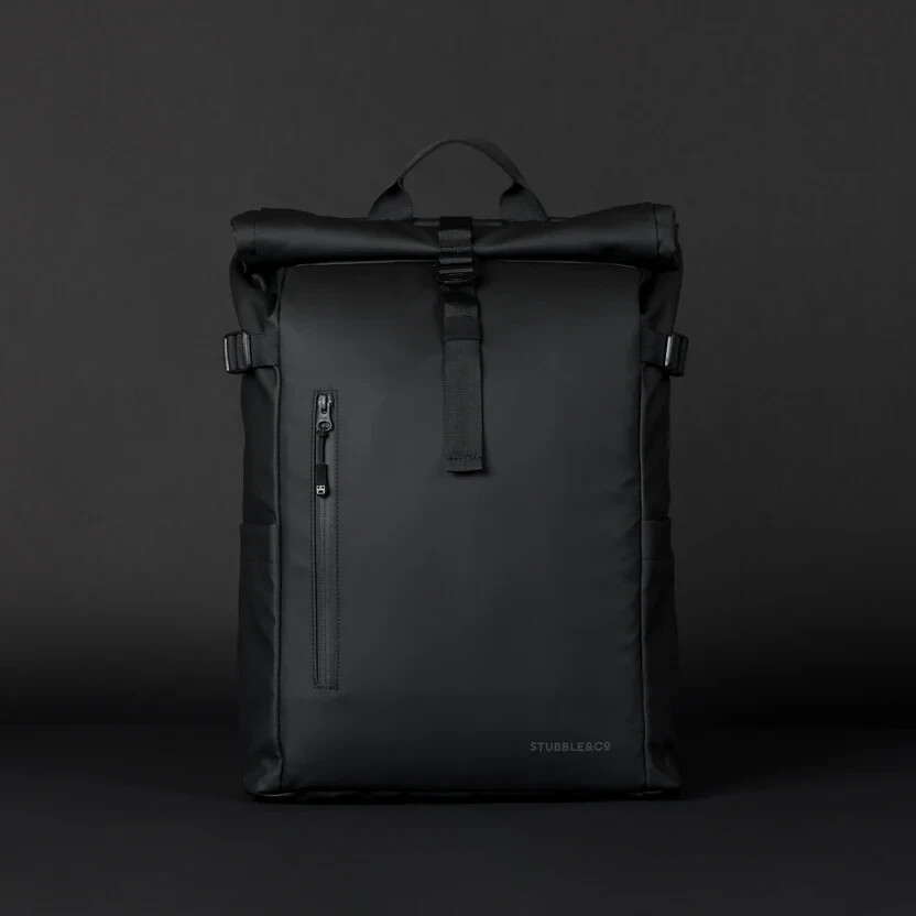 Stubble & Co – The Roll Top – 20L – All Black