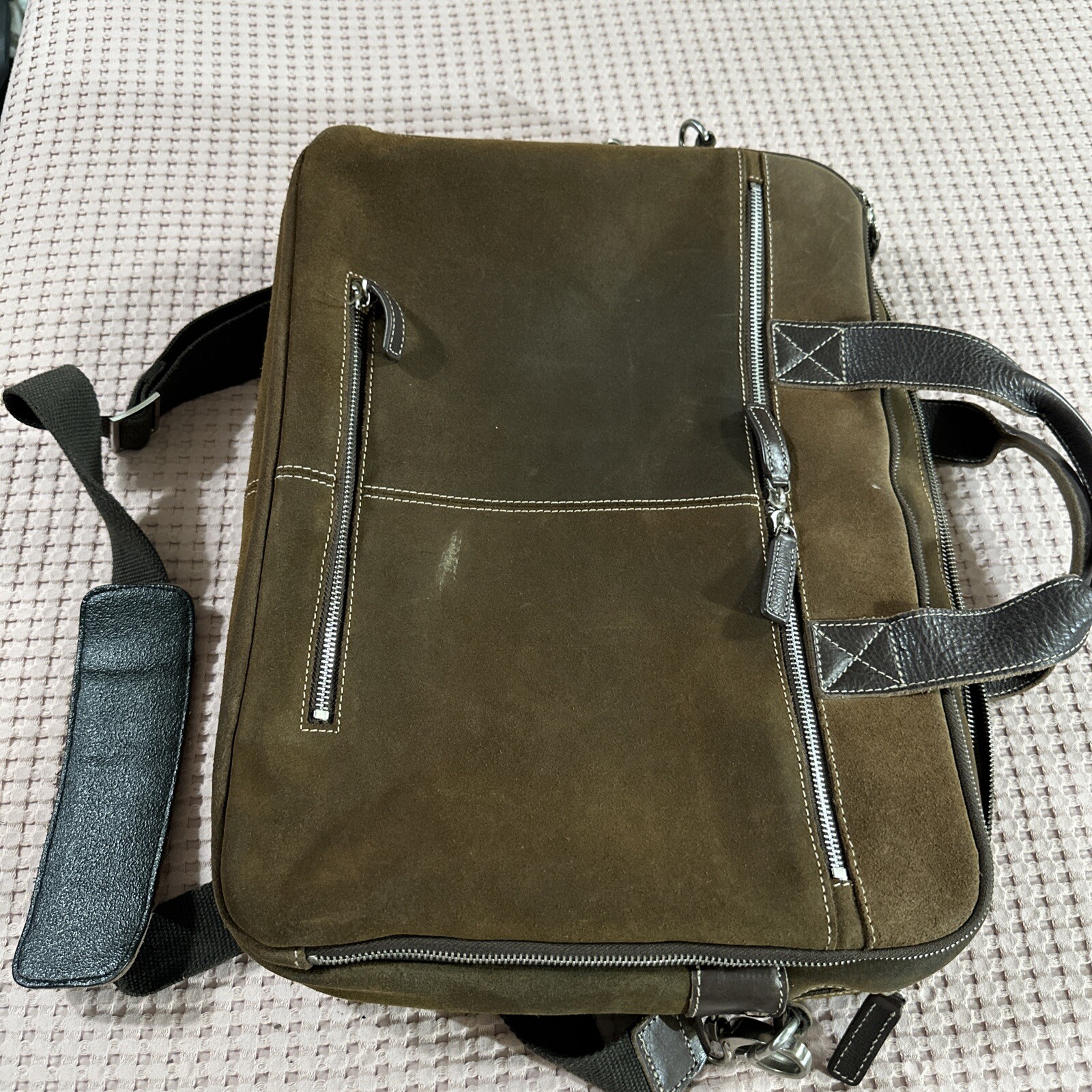 Pelle Studio Briefcase Messenger Laptop Bag. Distressed Leather 4 X 14 X 18