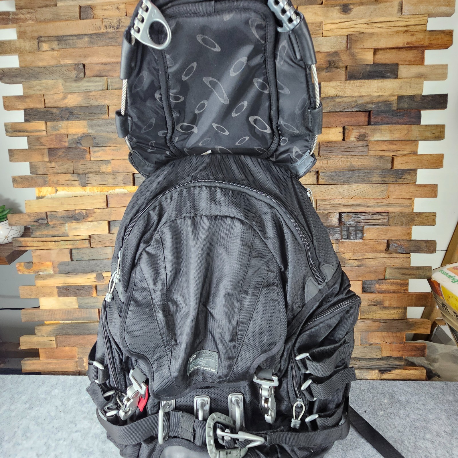 Oakley Kitchen Sink AP Tactical Black Bag 34L