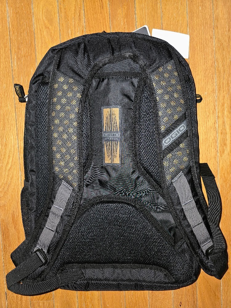 Callaway Axle 17″ Laptop Backpack [19.25″ H x 13″ W x 9.25″ D] [Black]