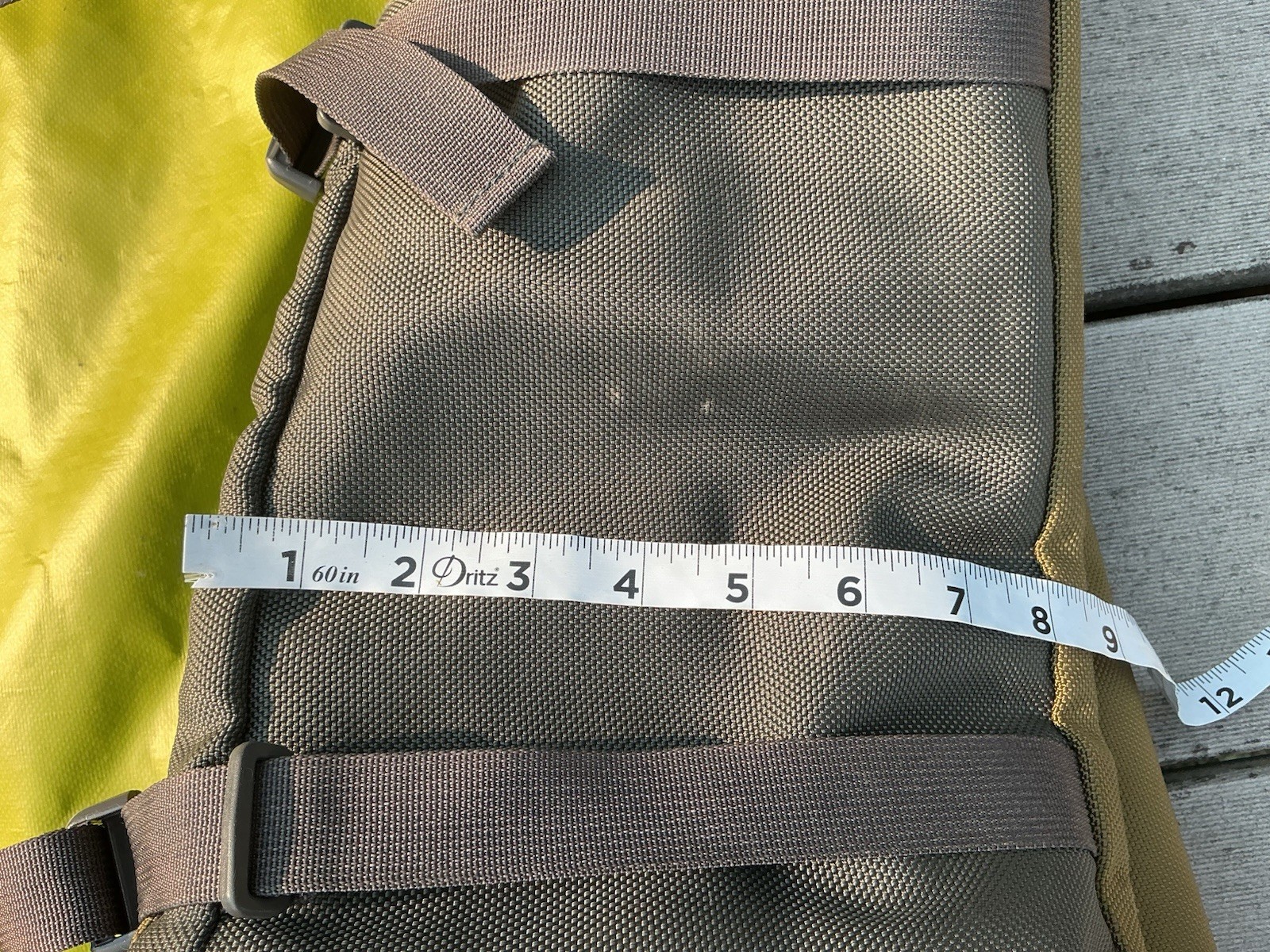 The North Face Large Messenger Bag Green Laptop Shoulder Travel Work Crossbody