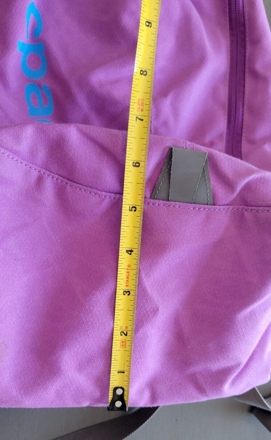 MACPAC KAHU 22 backpack hiking cycling daily use cover purple blue New Zealand