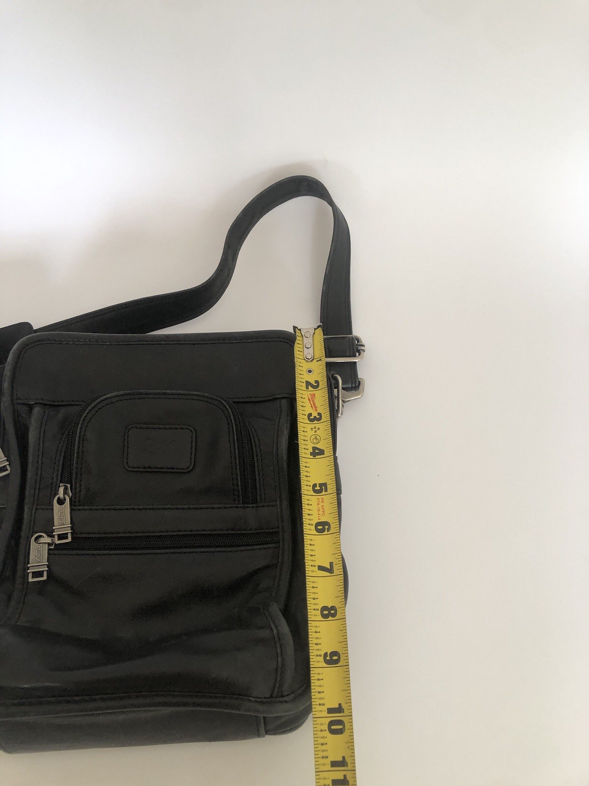 TUMI Alpha Medium Crossbody Black Leather Vertical Multi Pockets Messenger Bag