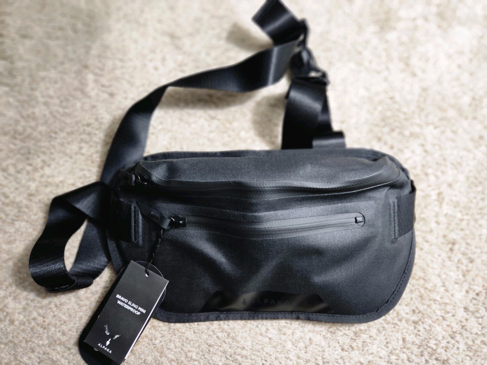 NWT Alpaka Bravo Sling Mini Waterproof
