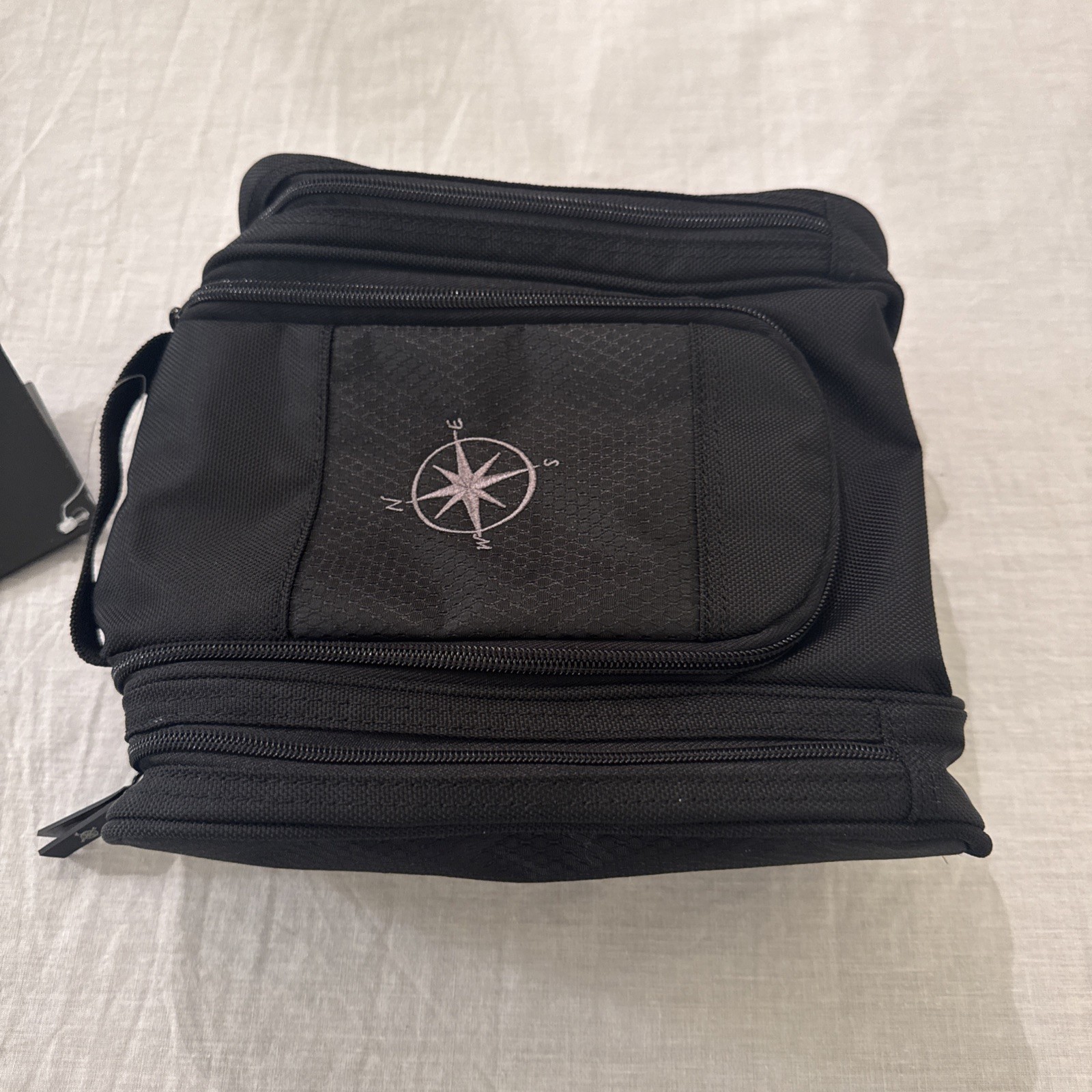 Mens Hanging Glacier Toiletry Bag Organizer W/ Multiple Pockets YPO/ NWT
