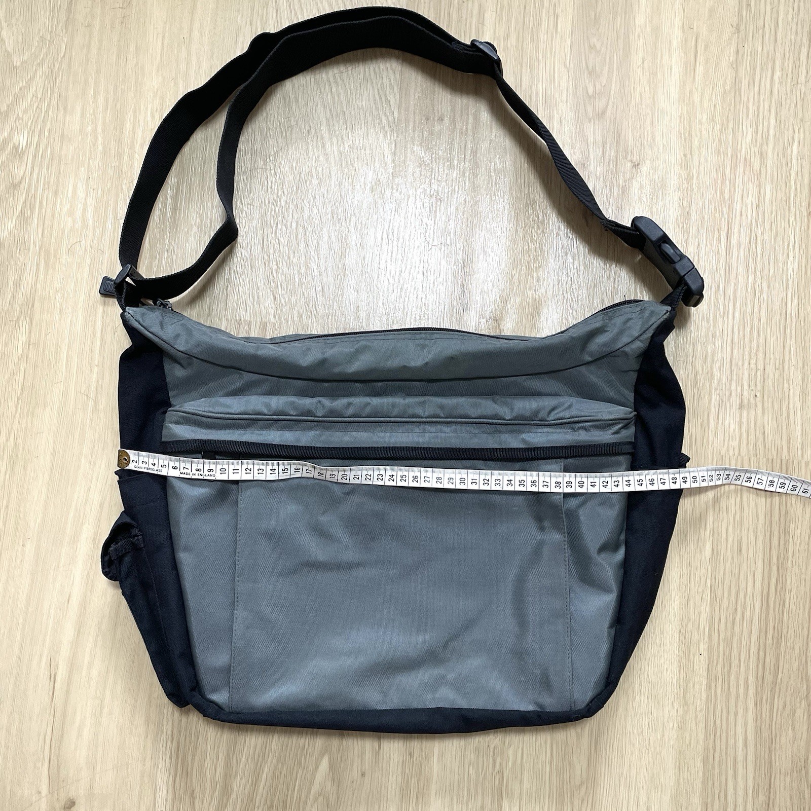 Vintage Gap Messenger Shoulder Bag Crossbody Sling Nylon Olive Green Y2K 90s 00s