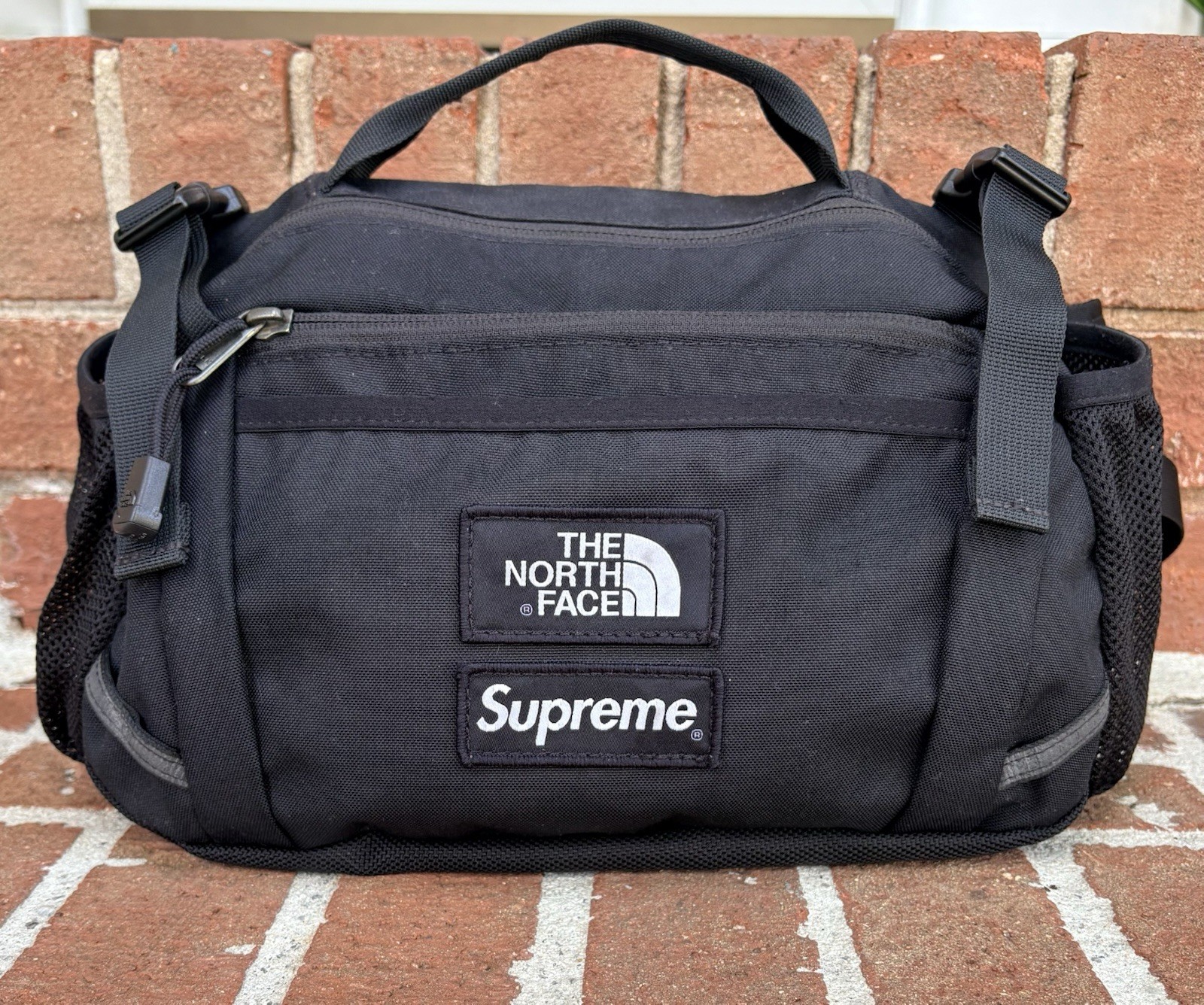 Supreme x The North Face Expedition Waist Bag Black 18AW FW18