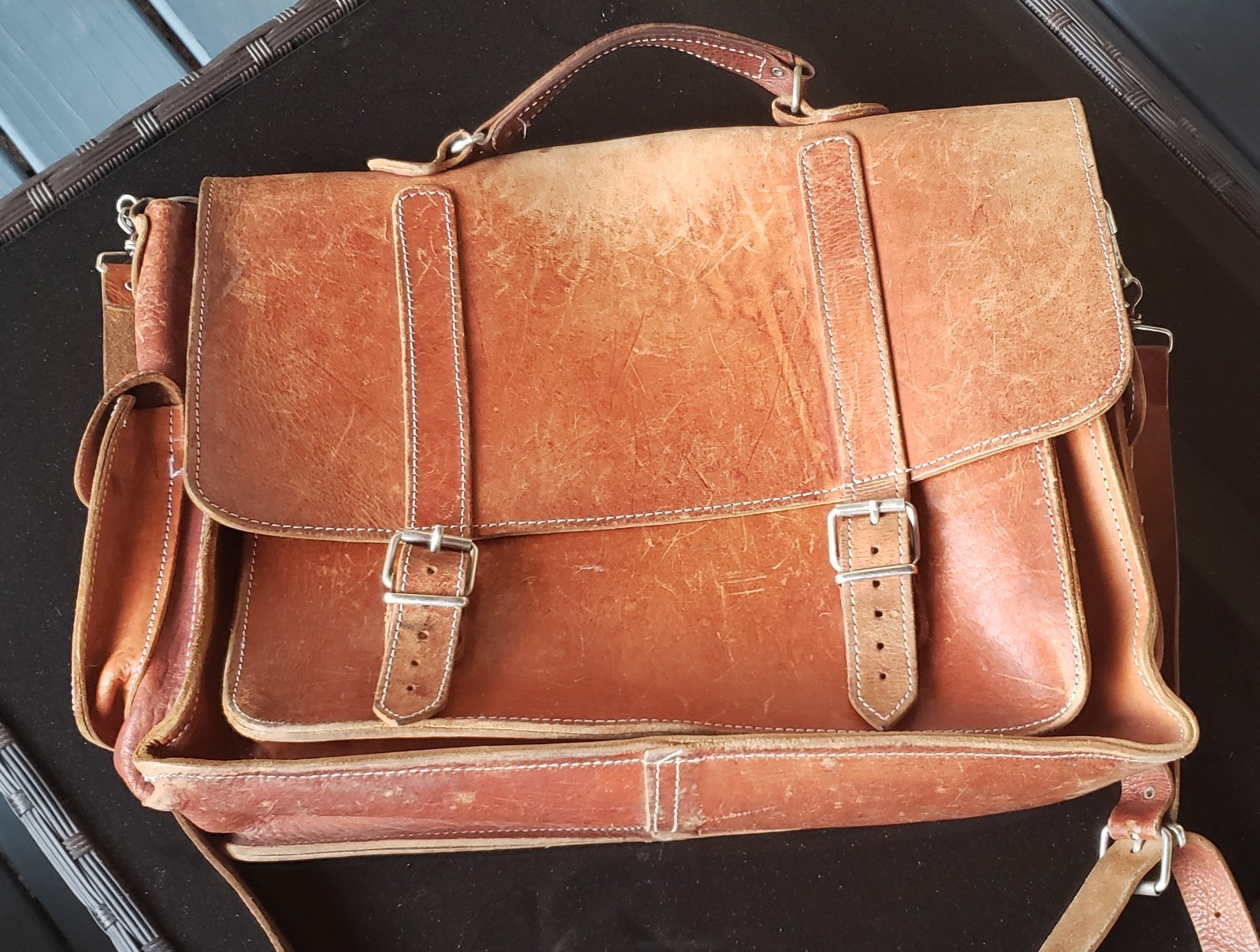 Vintage Leather Messenger Bag Large 17″ X 14″ X 5″ Tan COWHIDE 3mm Rare