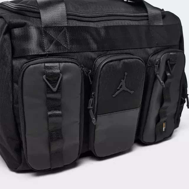 NEW Jordan Collectors Gym Duffle Bag NWT Nike Black 45L Travel Duffel MA9181-023