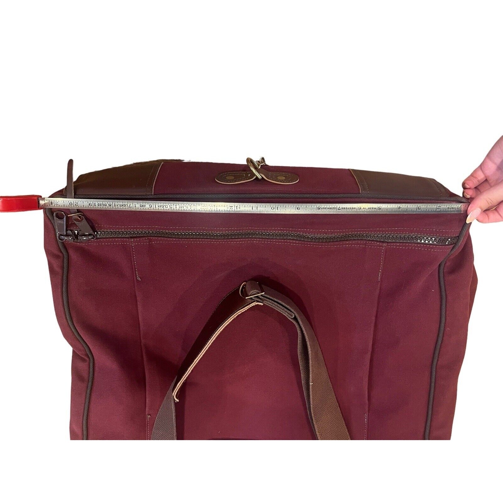 Duluth Pack Sportsman’s Garment Bag In Waxed Canvas Burgundy EUC