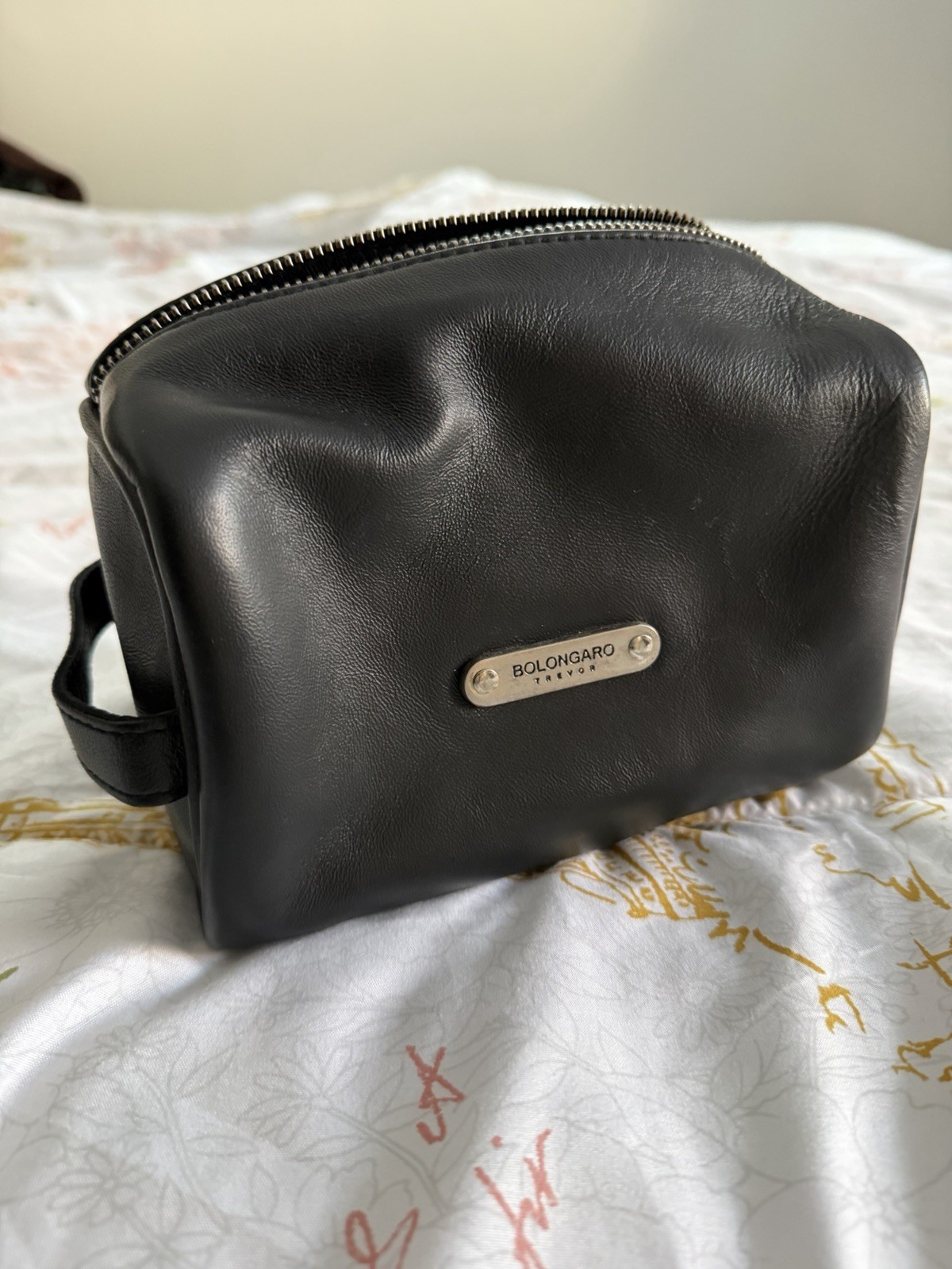 Bolongaro Trevor Black Leather Toiletries Bag