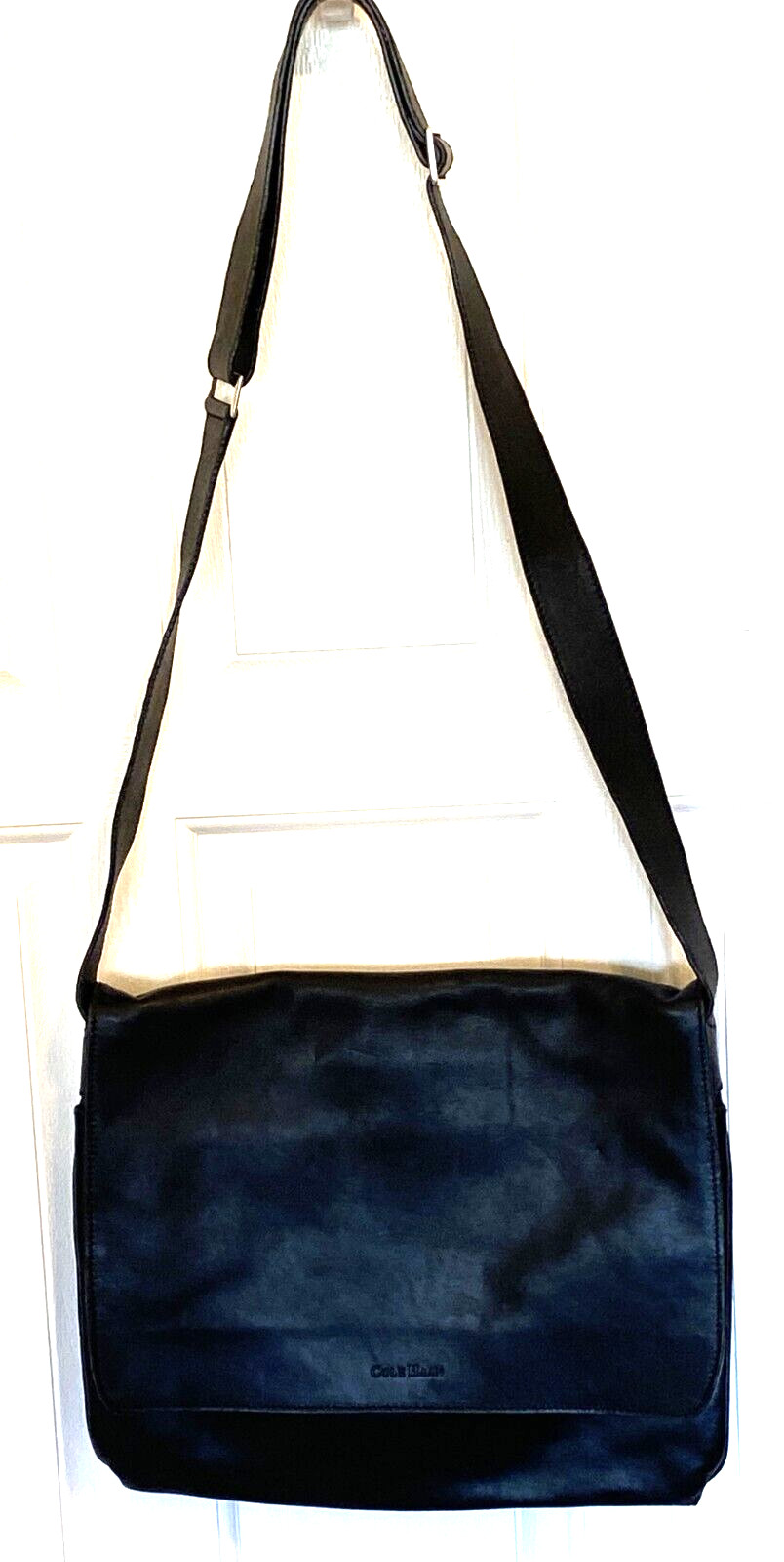 COLE HAAN Black Leather Flap Large Messenger Bag – Adjustable Strap – Cross Body