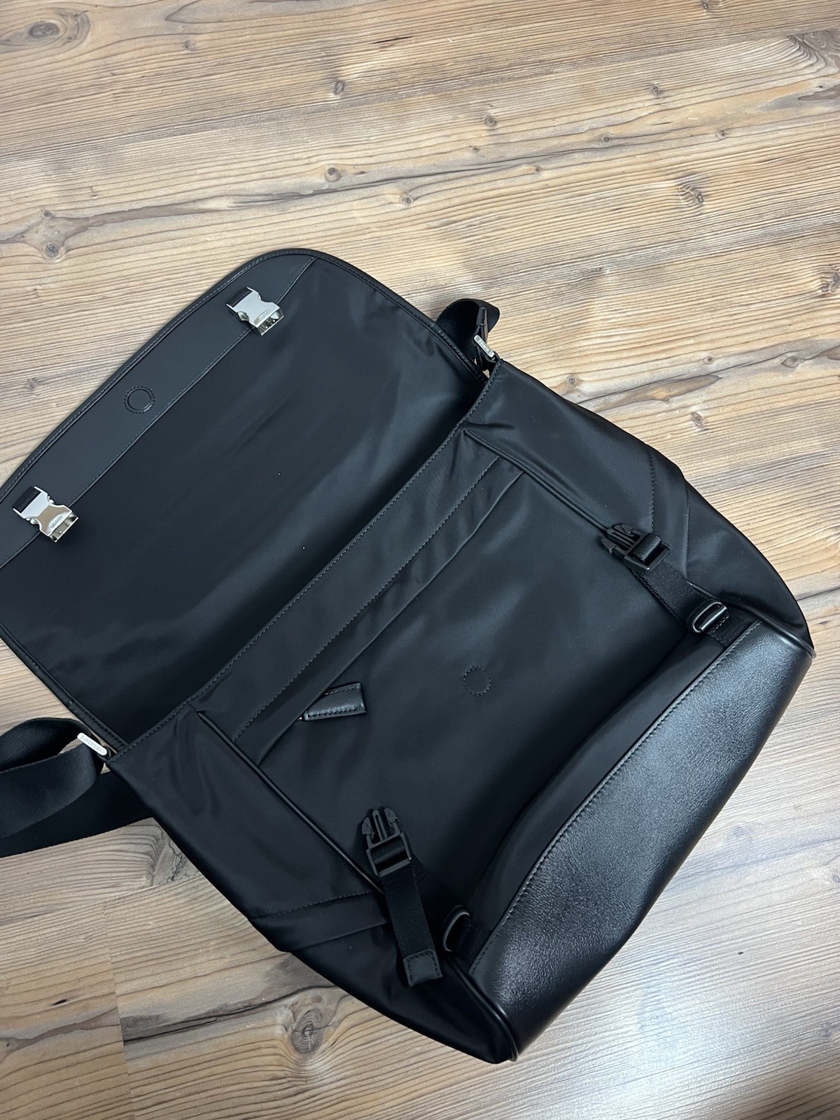 MINT! Prada Triangle Logo Re-Nylon Saffiano Crossbody Bag Black 2VD052 144351512