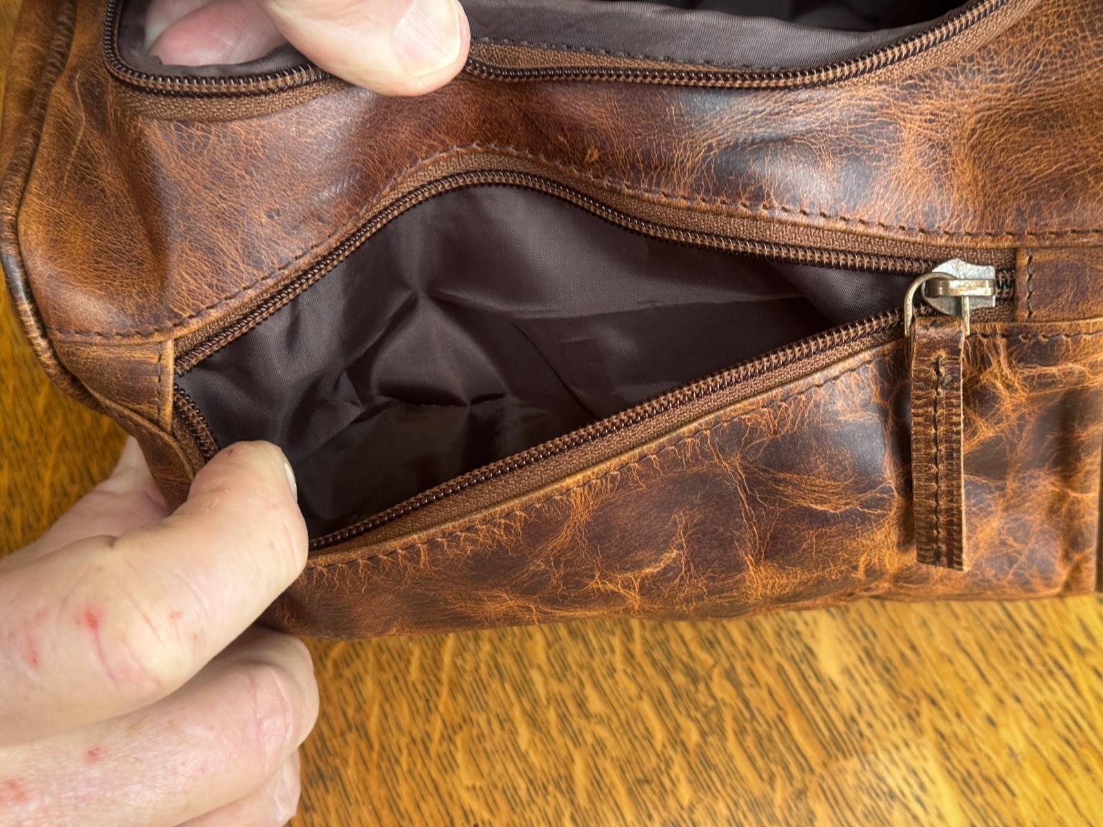 Medium size Grain Leather Dopp Kit Shaving Toiletry Travel Bag Brown