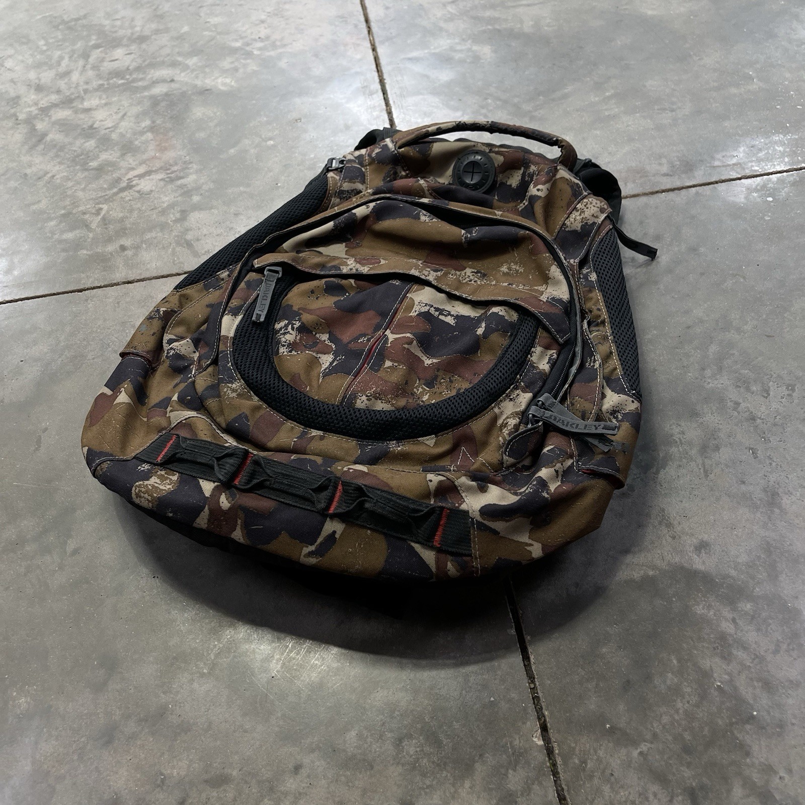 Vintage Oakley Camo Backpack Tactical Gear Software 2000s Rare Military