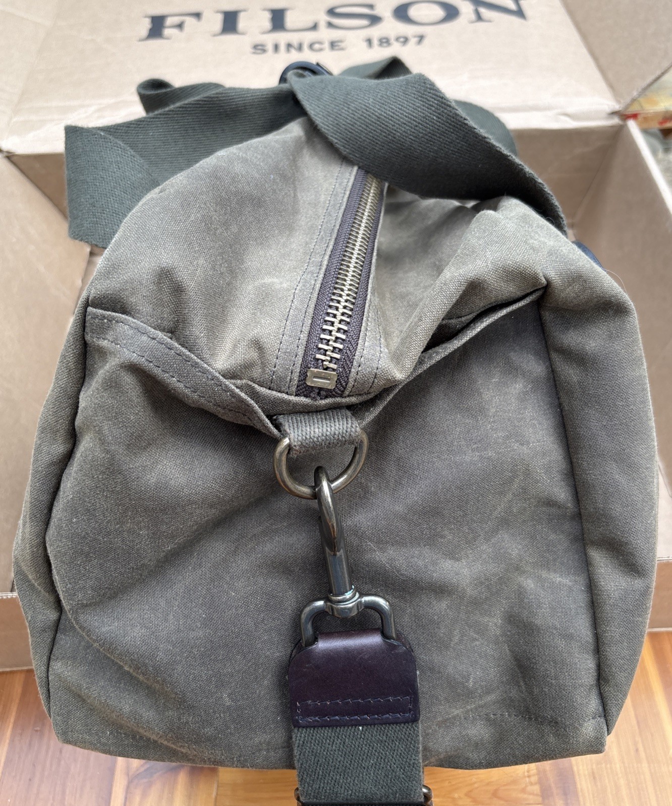 Filson Small Tin Cloth Duffle Bag Otter Green Excellent
