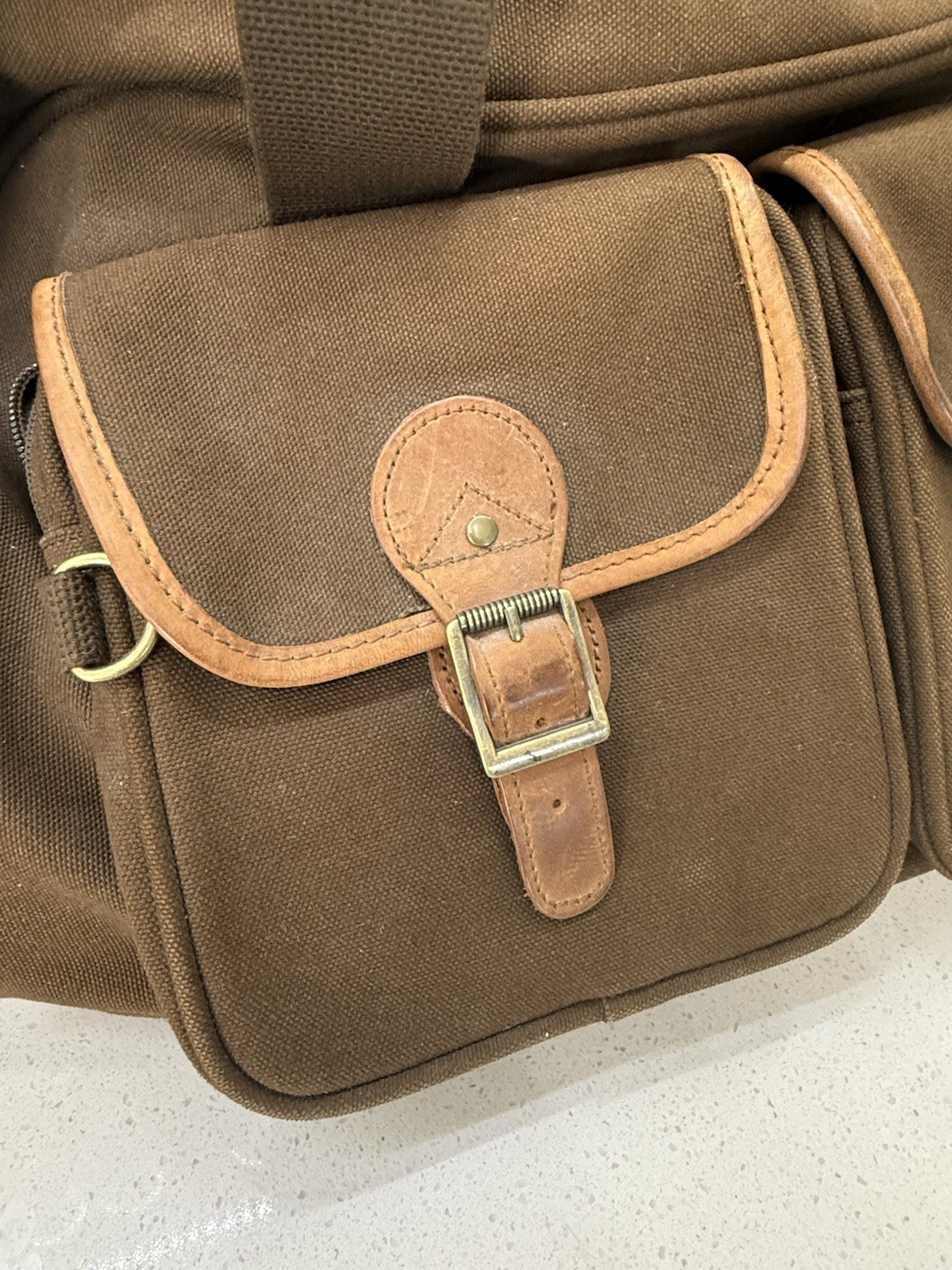 Cabelas Brown Olive Canvas & Leather Large/XL Duffle Bag Fishing Hunting Camping