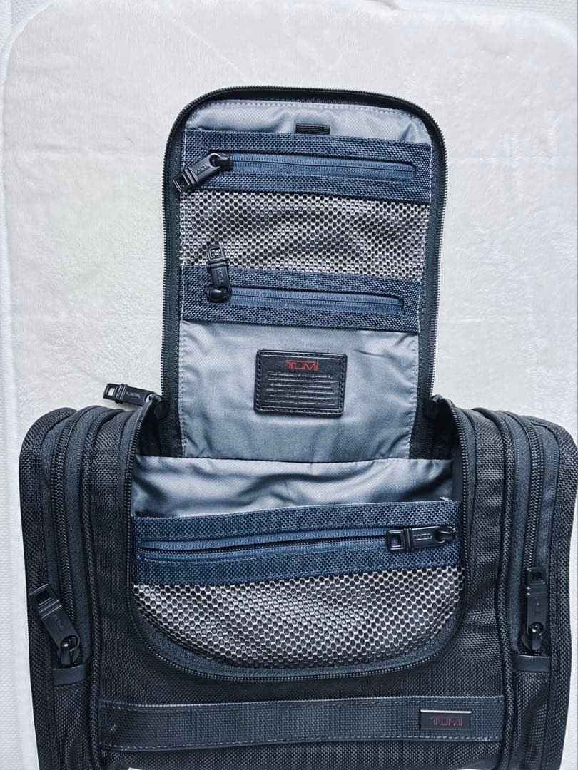 TUMI Alpha 22191D2 Hanging Travel Kit Nylon