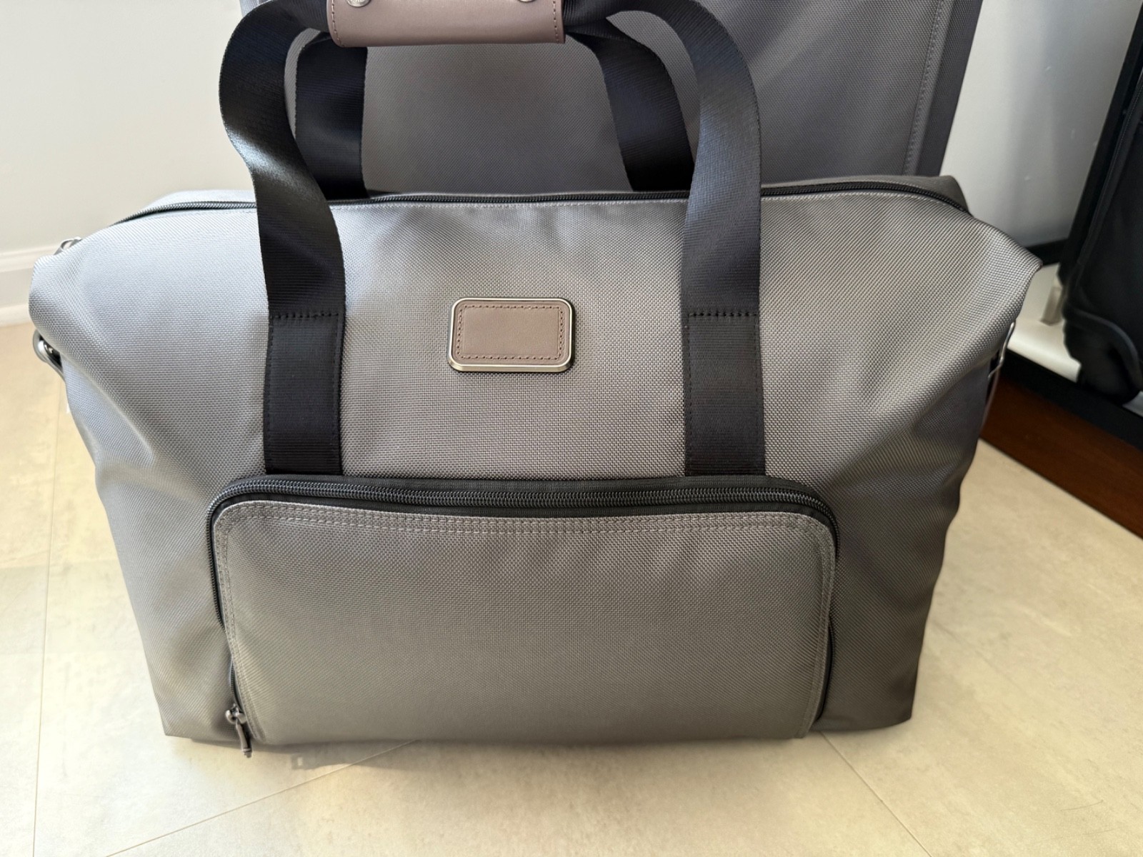 NEW Tumi Gen 4.3 Expandable SOFT TRAVEL Satchel Duffel Bag – CASTLEROCK GRAY