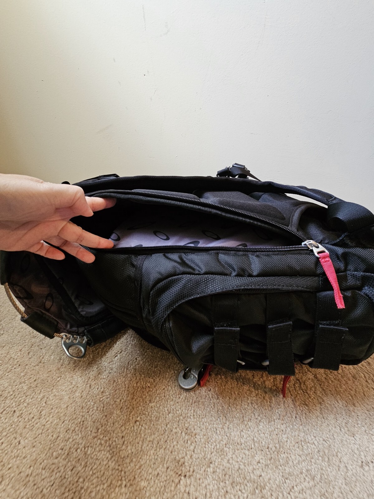 OAKLEY Kitchen Sink Backpack Stealth Black Tactical Field Gear Pack Bug Out Bag