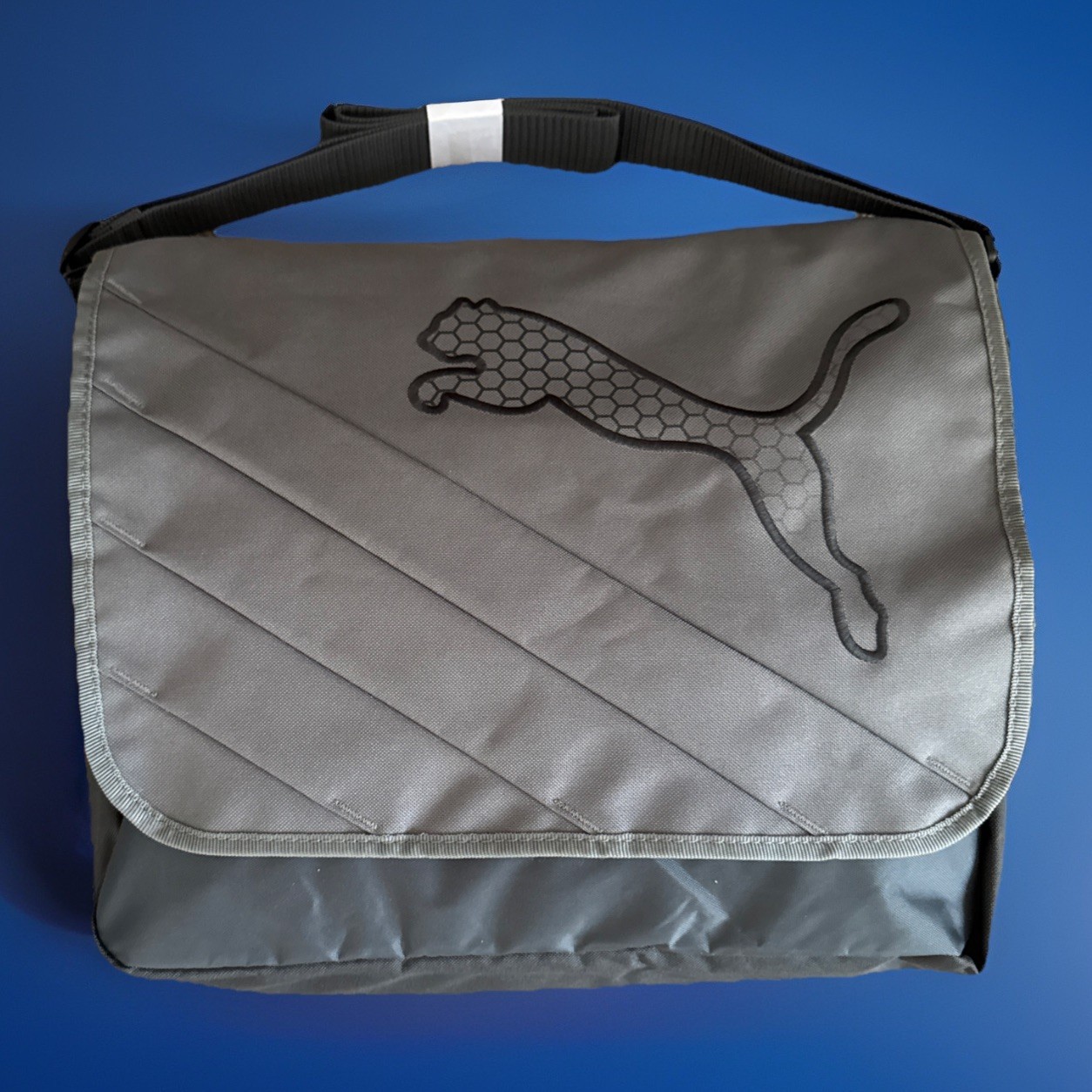 16″x12″x5″ PUMA Lightweight Messenger Shoulder Crossbody Bag 41cmx30cmx13cm