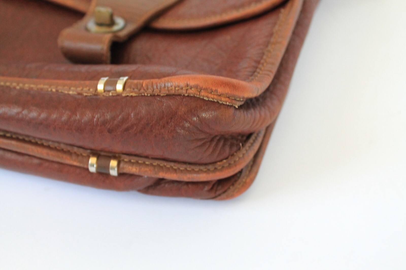Vintage Brown Mitchell Luxury Leather Messenger Shoulder Bag Signed 1995